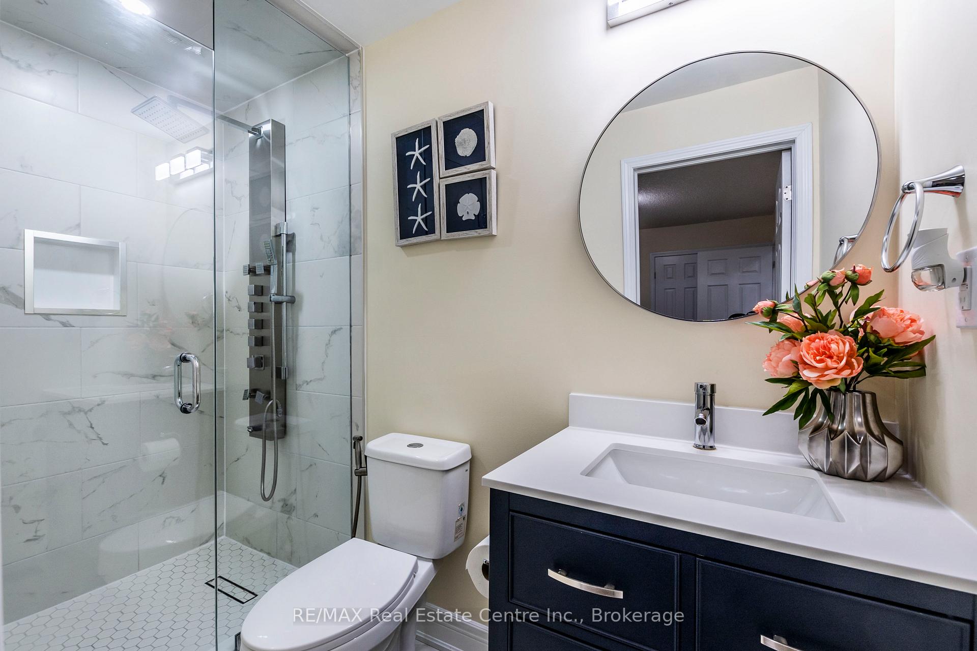 Photo 23 of 91 Parkvale Drive, Kitchener — HOMEH