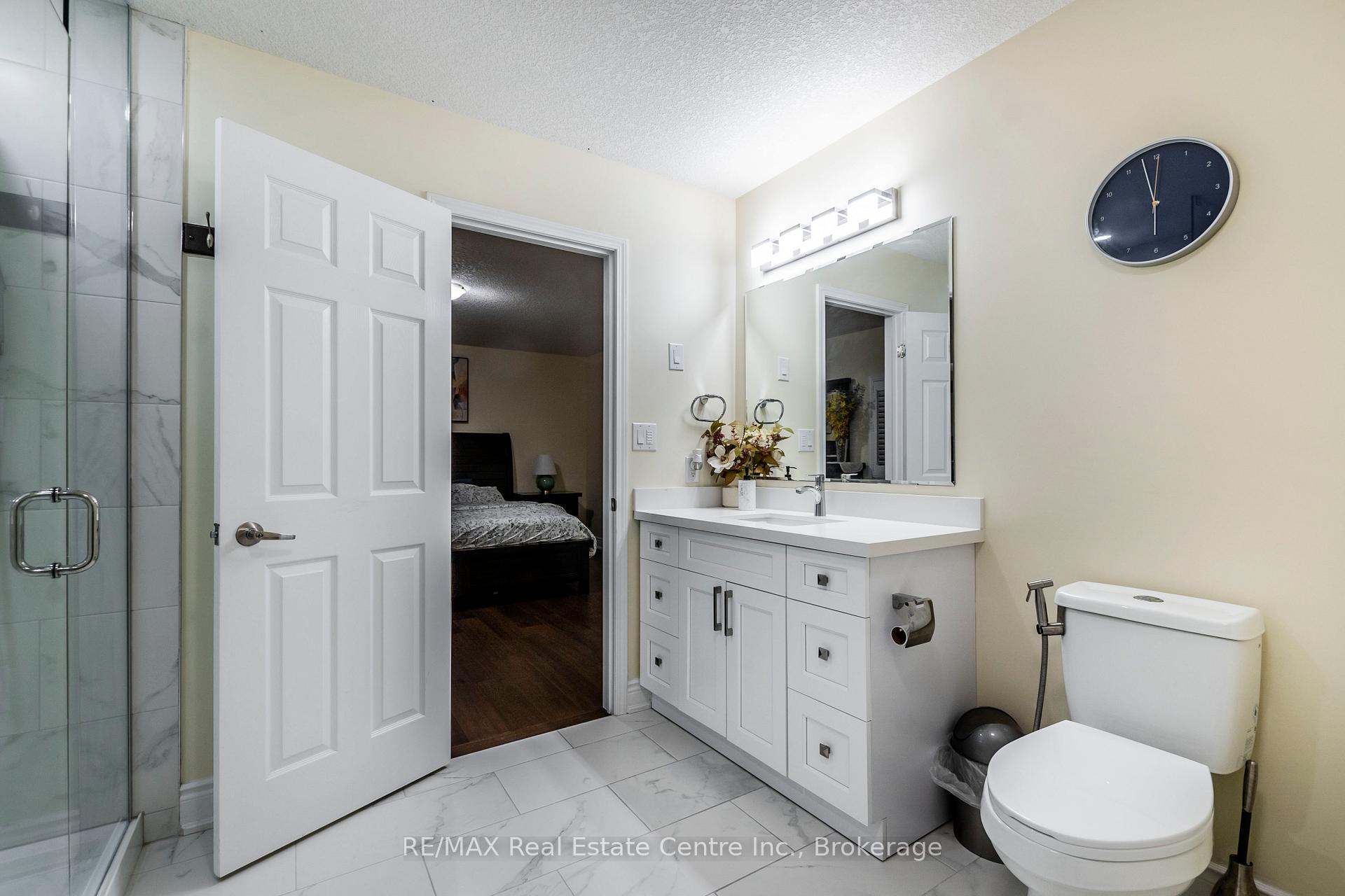 Photo 27 of 91 Parkvale Drive, Kitchener — HOMEH