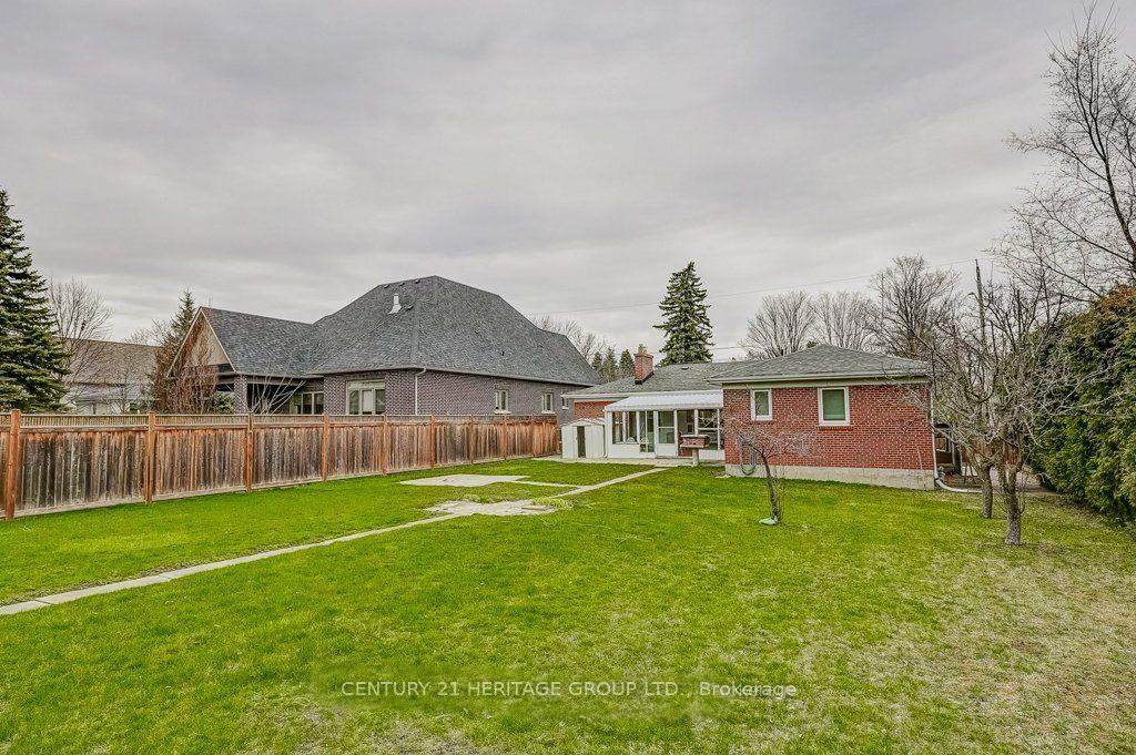 Photo 19 of 2 Windridge Drive, Markham, Bullock — HOMEH