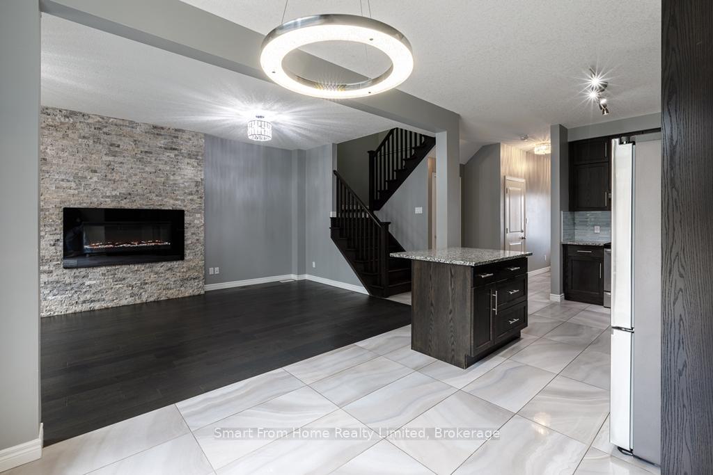Photo 9 of 30 Willowrun Drive, Kitchener — HOMEH