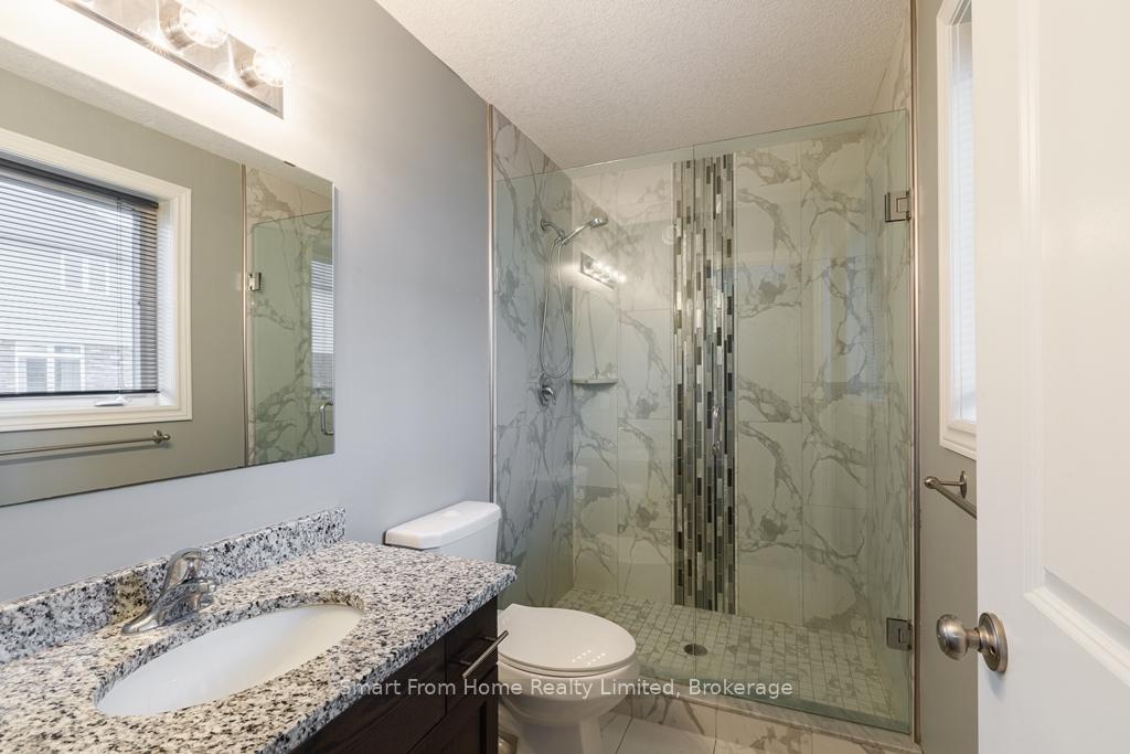 Photo 18 of 30 Willowrun Drive, Kitchener — HOMEH