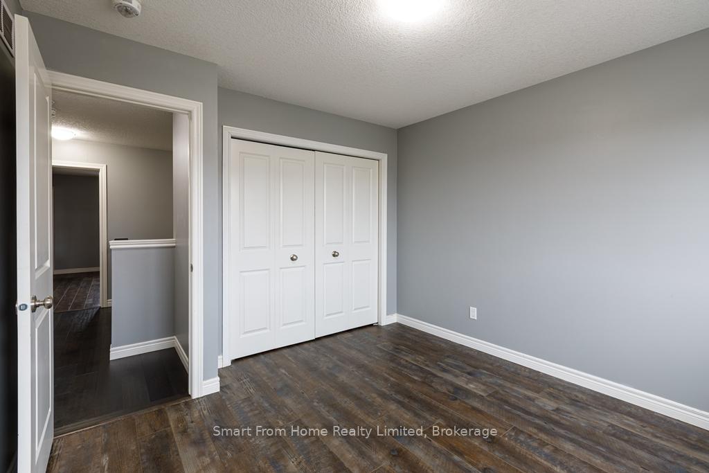 Photo 22 of 30 Willowrun Drive, Kitchener — HOMEH