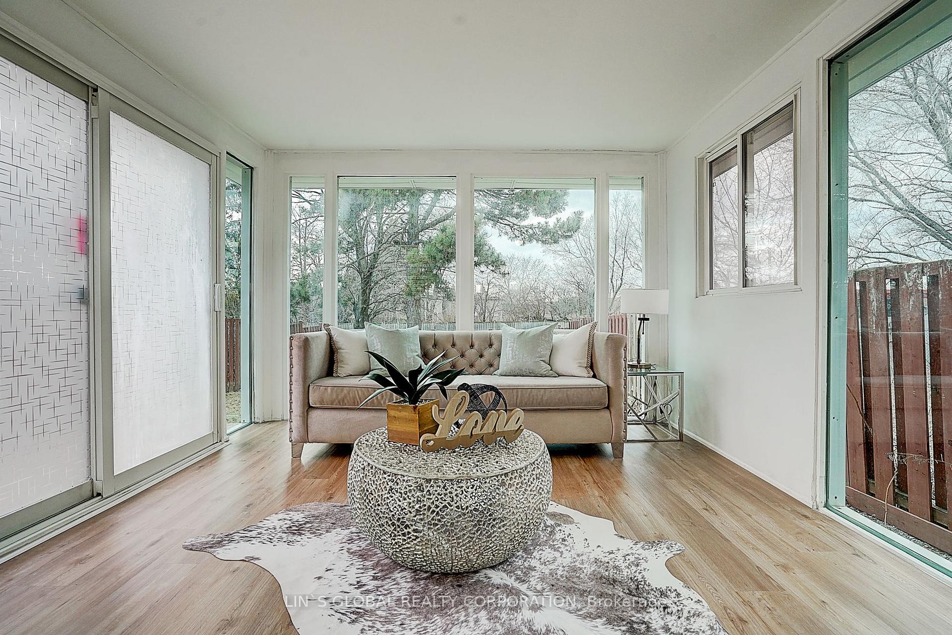 Photo 23 of 56 Upton Crescent, Markham, Milliken Mills West — HOMEH