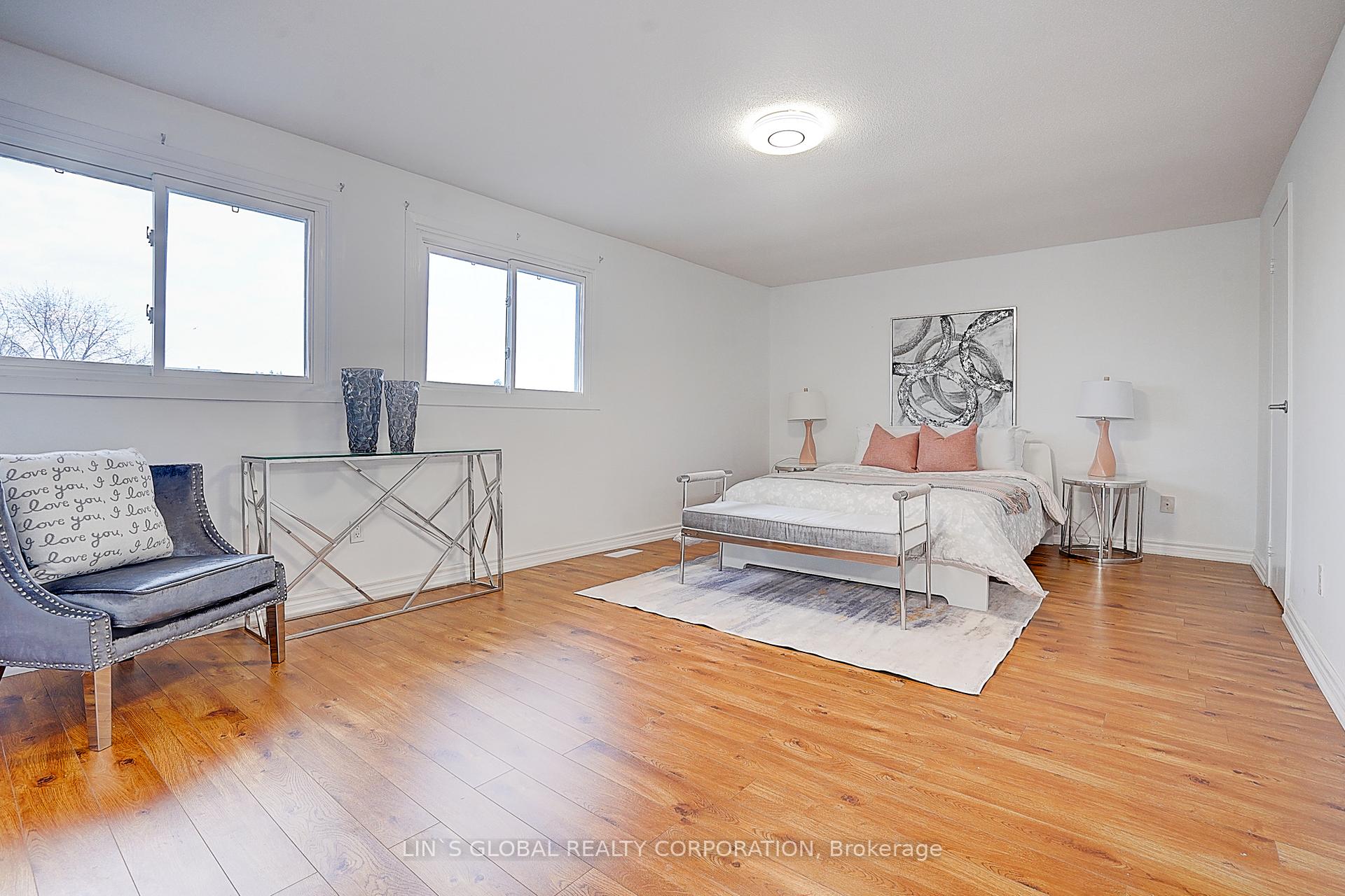 Photo 28 of 56 Upton Crescent, Markham, Milliken Mills West — HOMEH