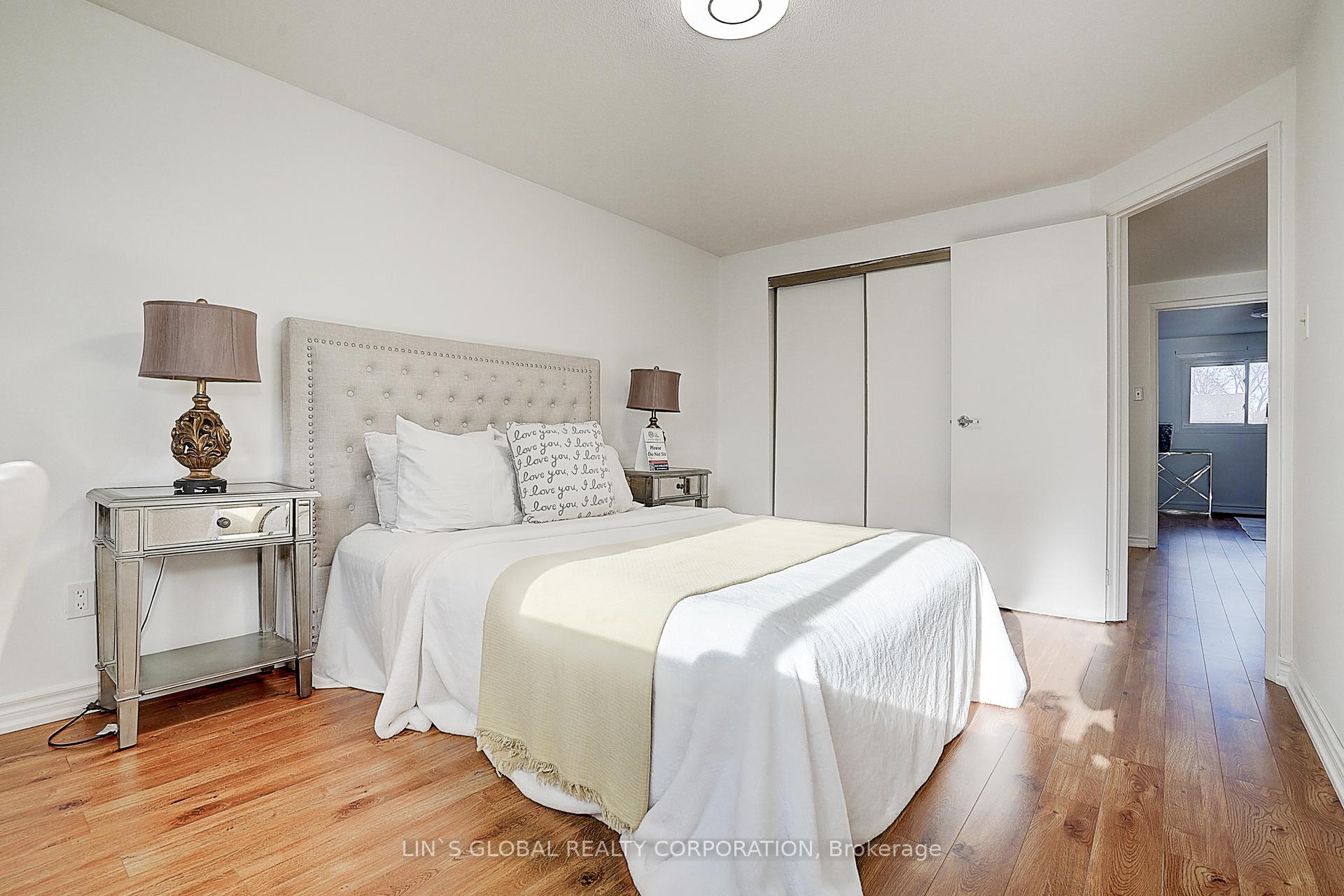 Photo 36 of 56 Upton Crescent, Markham, Milliken Mills West — HOMEH