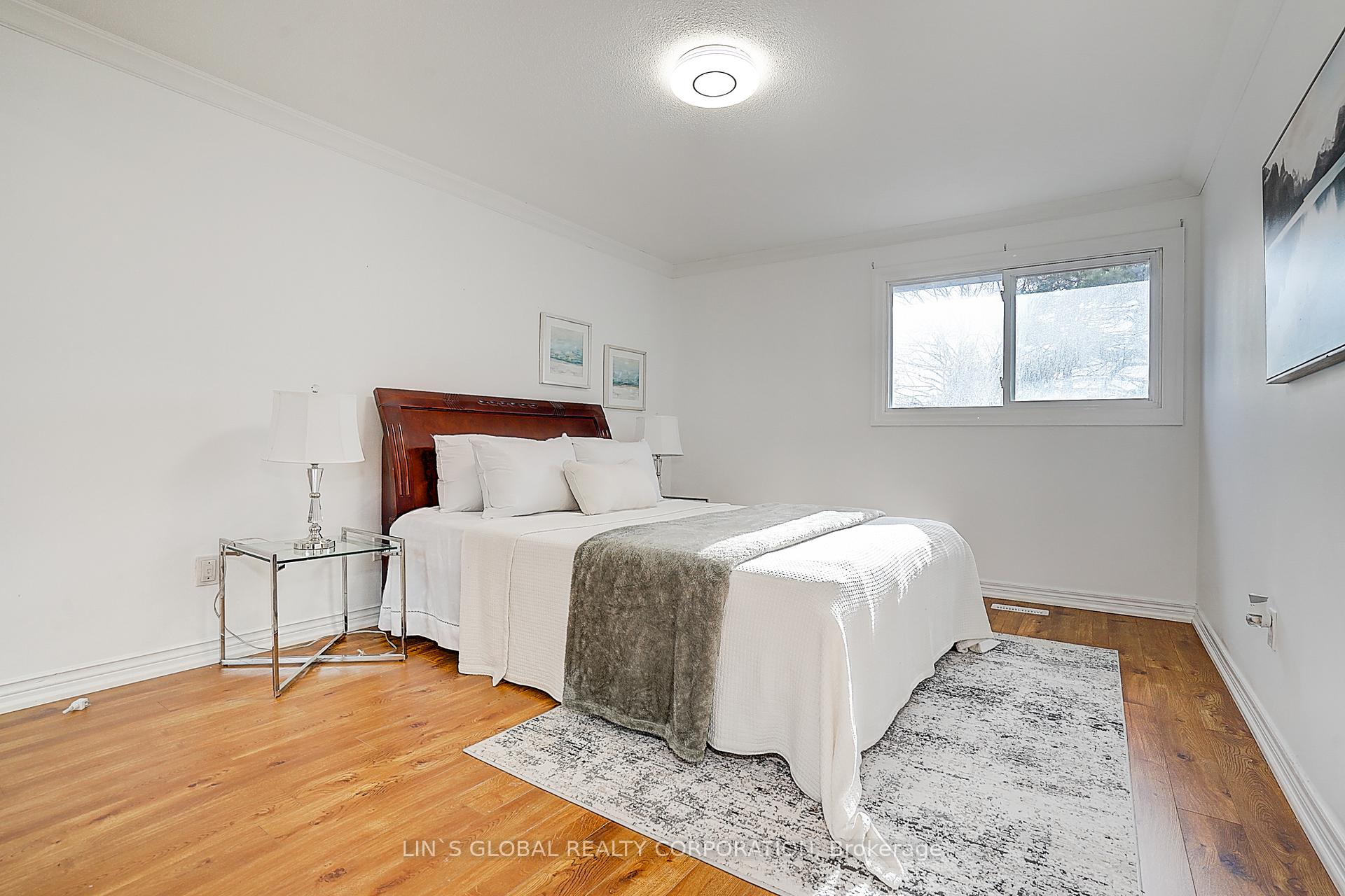 Photo 37 of 56 Upton Crescent, Markham, Milliken Mills West — HOMEH
