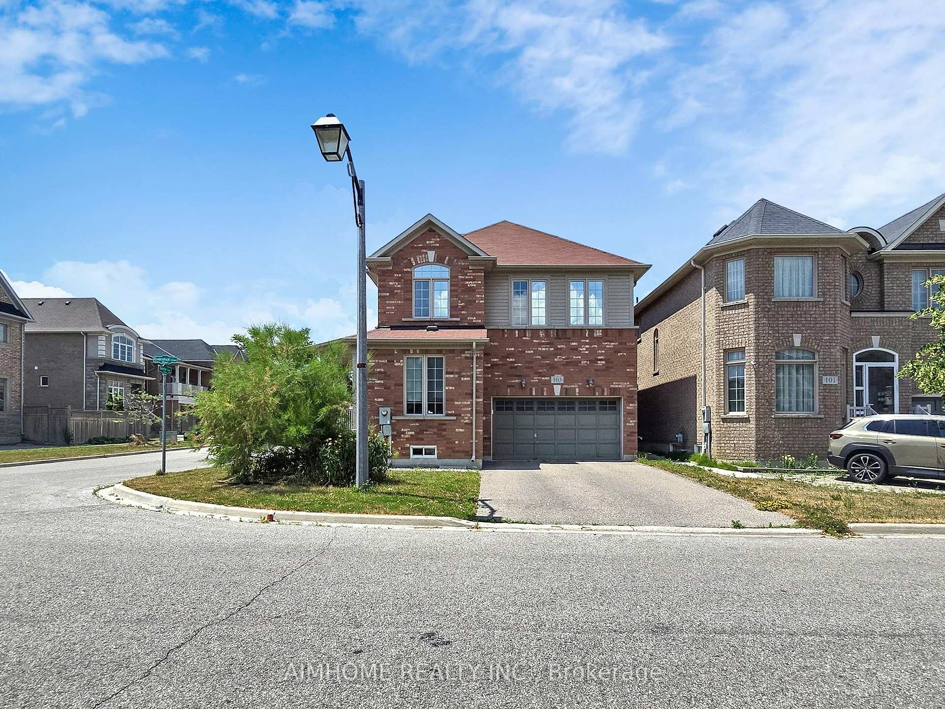 Photo 3 of 103 Evershot Crescent, Markham, Wismer — HOMEH