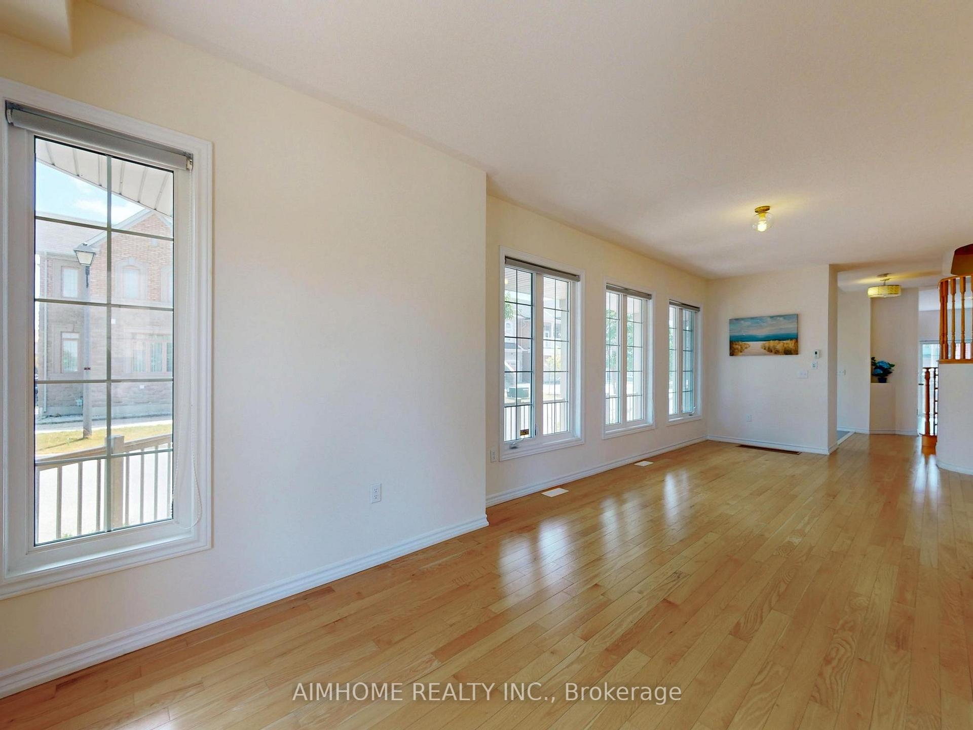 Photo 10 of 103 Evershot Crescent, Markham, Wismer — HOMEH