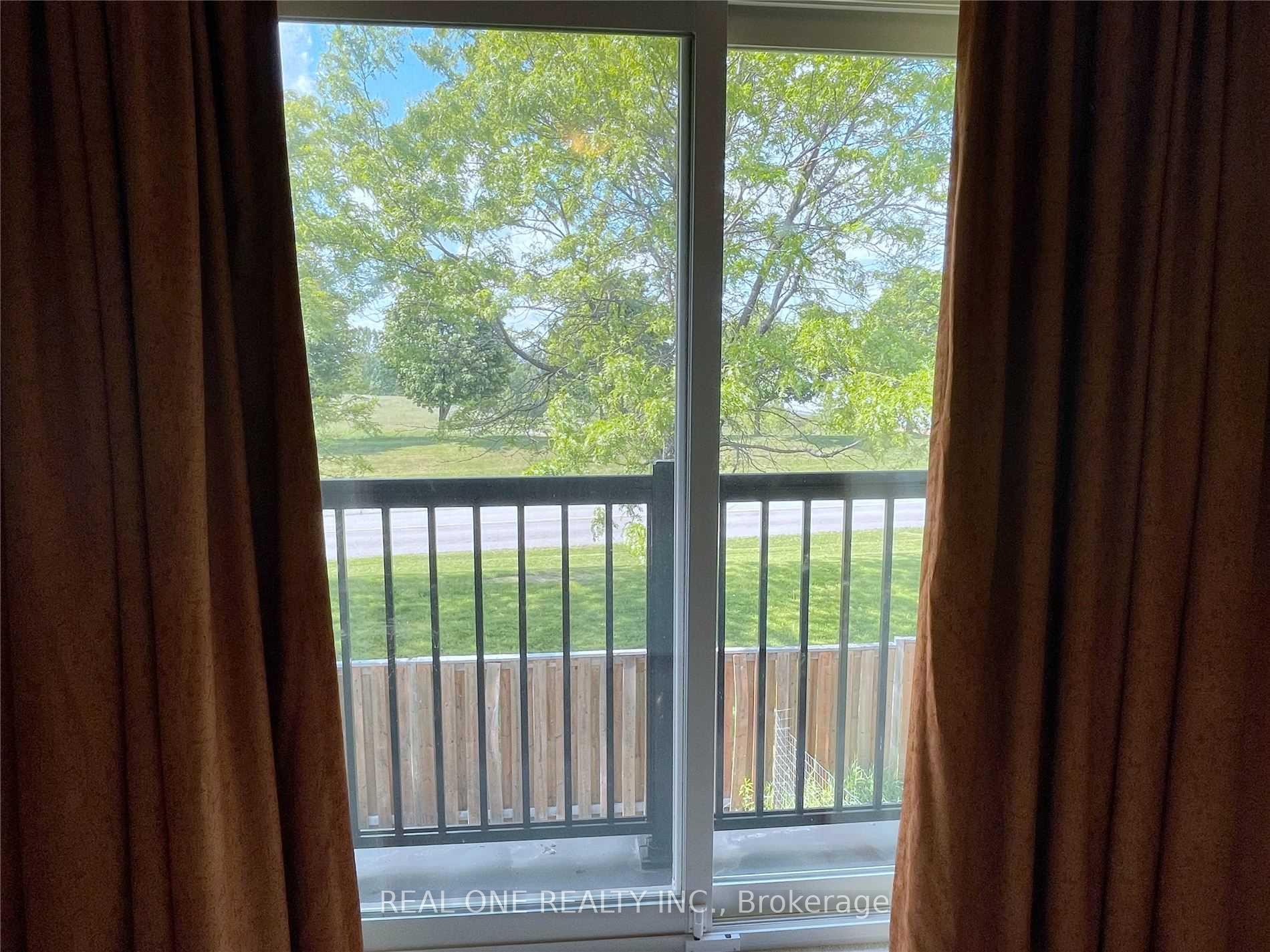Photo 10 of Unit 10, 421 Kitty Murray Lane, Hamilton, Meadowlands — HOMEH