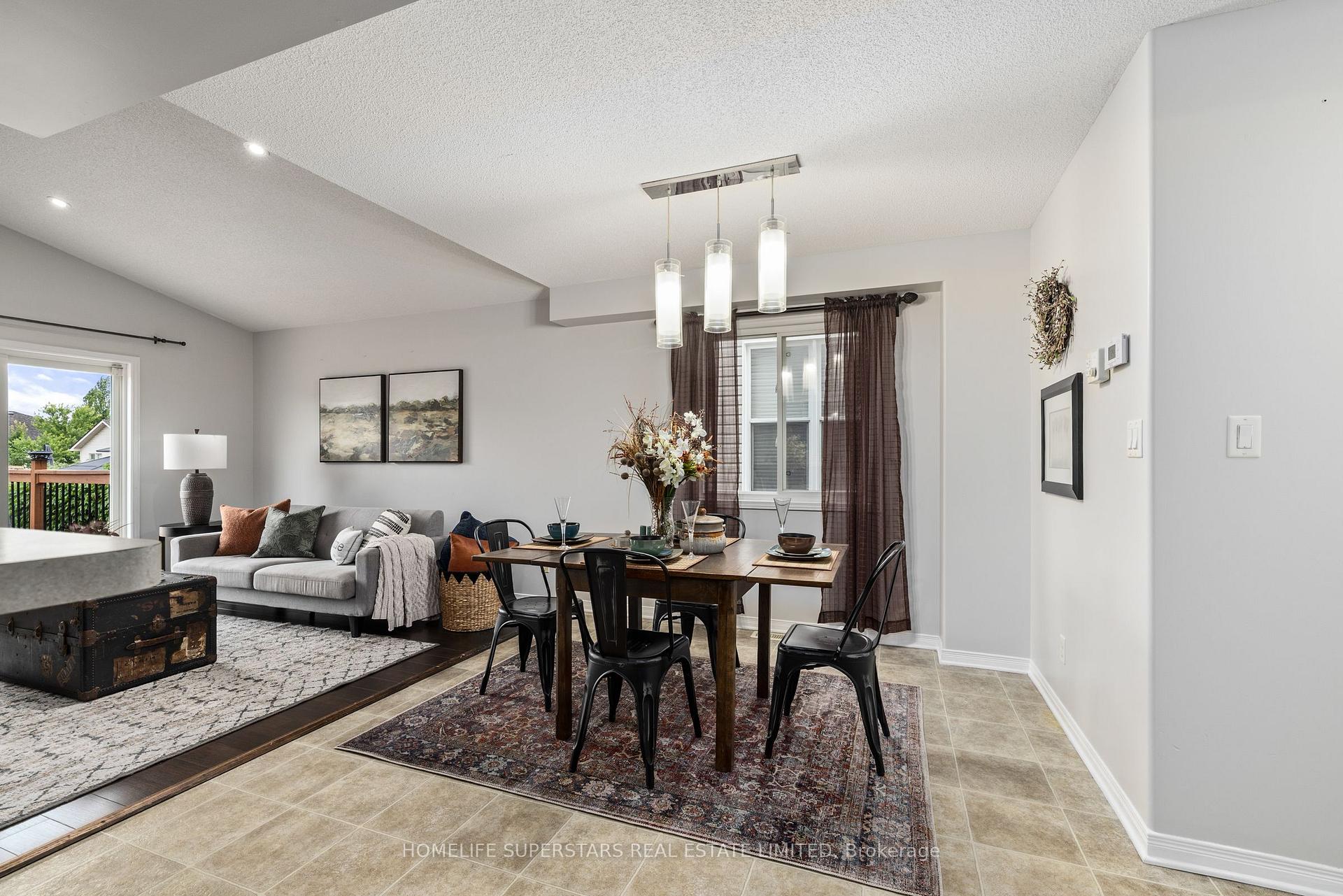 Photo 6 of 1379 Atkinson Street, Kingston, City Northwest — HOMEH
