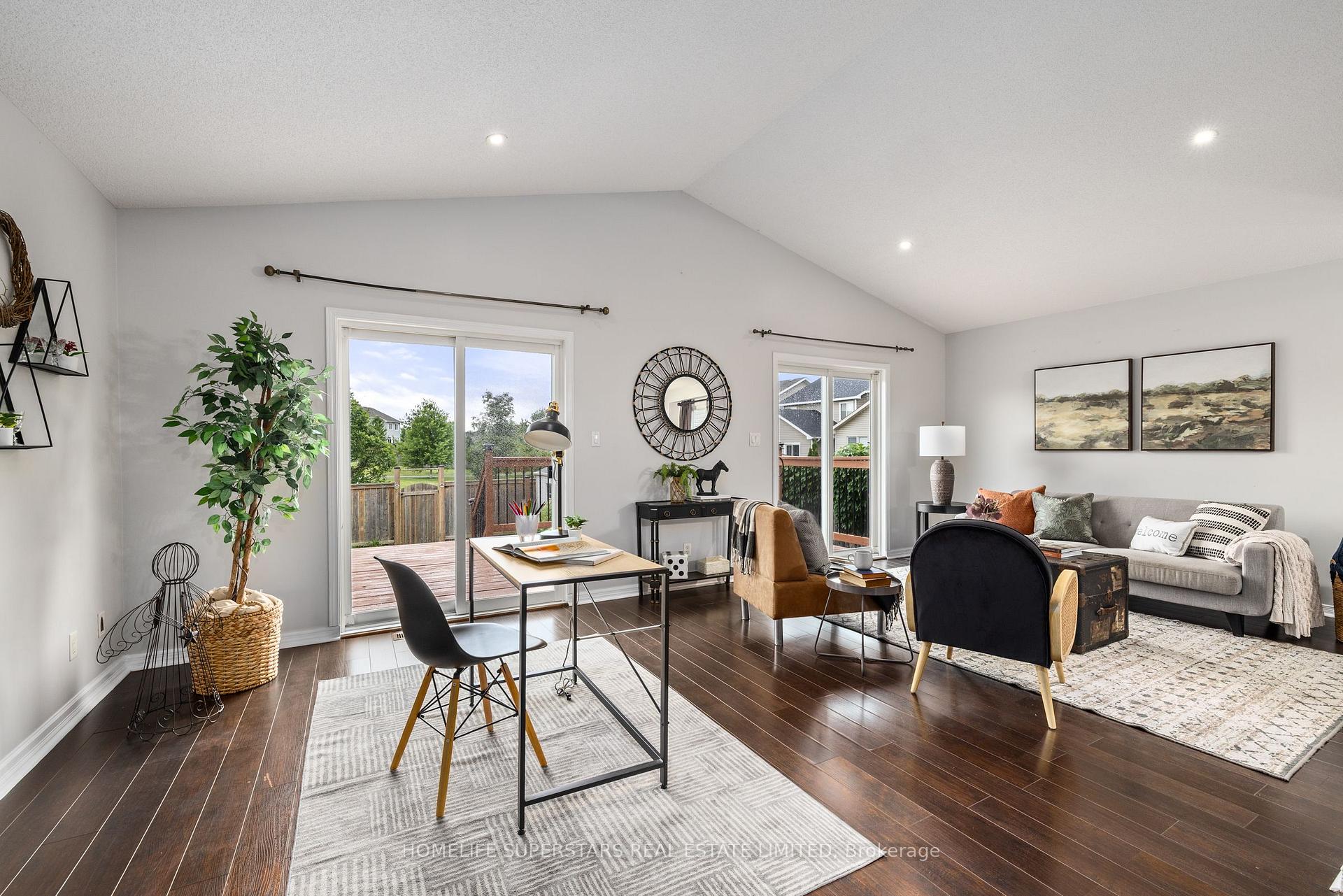 Photo 11 of 1379 Atkinson Street, Kingston, City Northwest — HOMEH