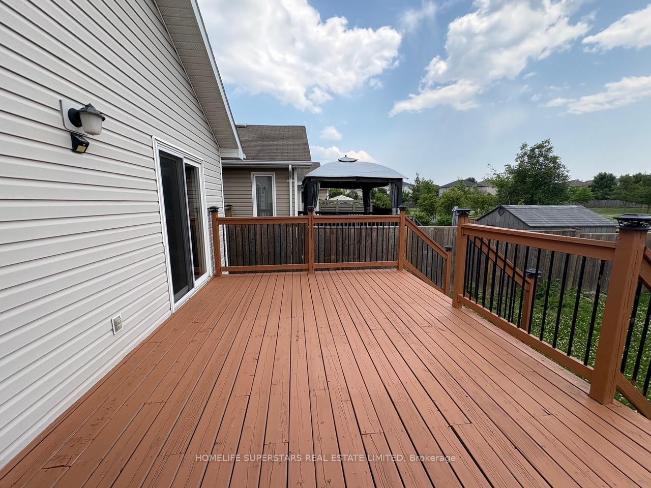 Photo 33 of 1379 Atkinson Street, Kingston, City Northwest — HOMEH