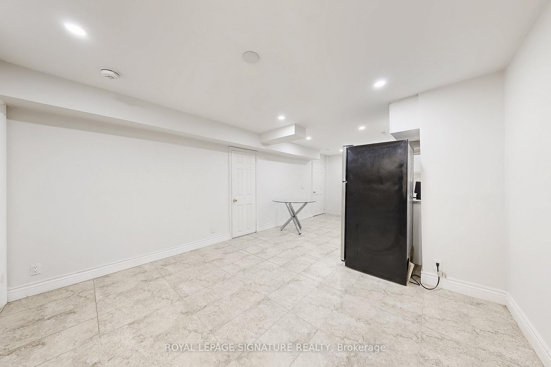 Photo 5 of Unit Basement, 40 Aileen Road, Markham, Aileen-Willowbrook — HOMEH