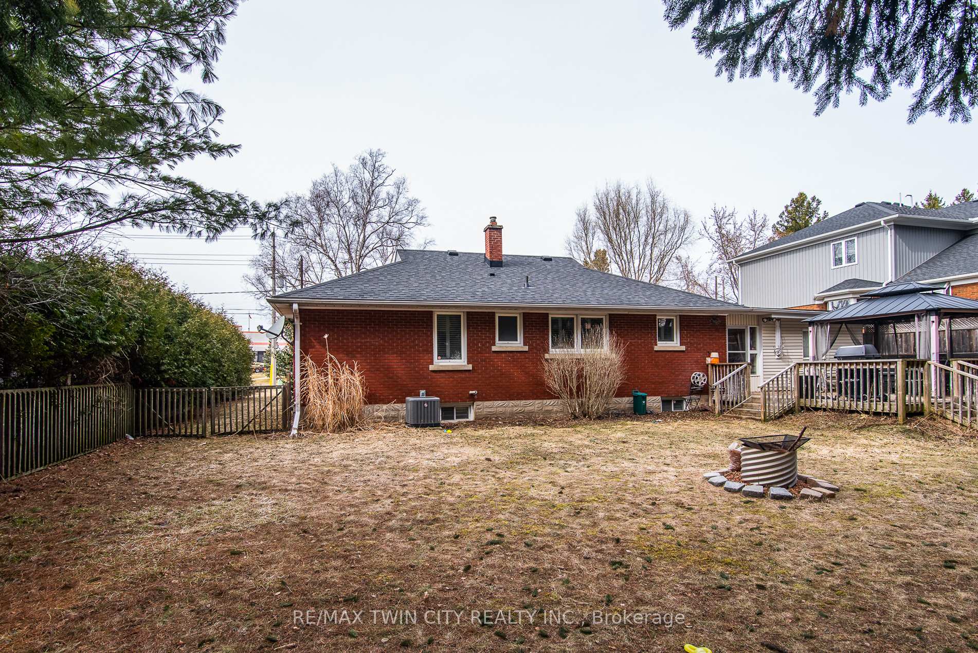 Photo 7 of 1471 Ottawa Street S, Kitchener — HOMEH
