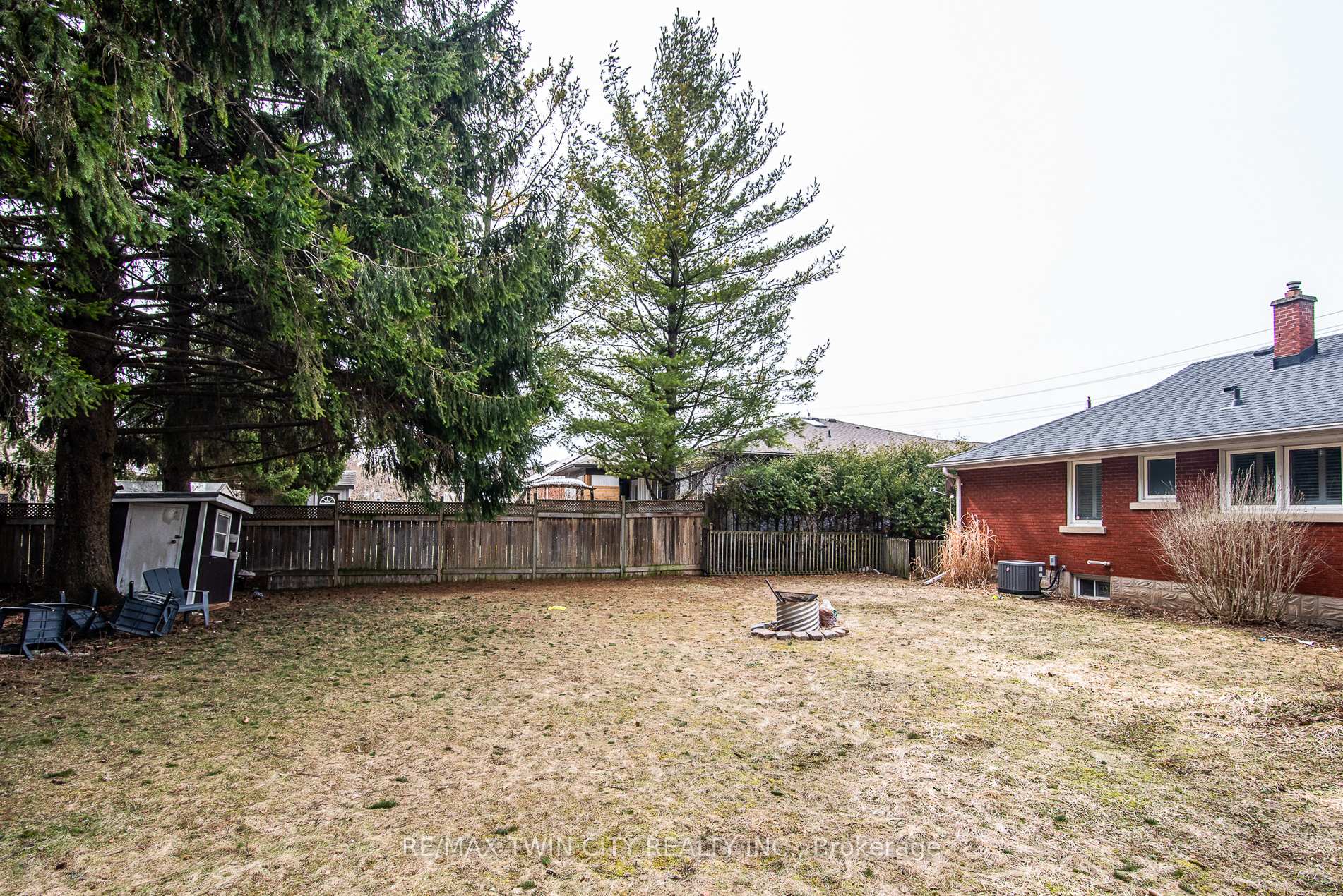 Photo 9 of 1471 Ottawa Street S, Kitchener — HOMEH
