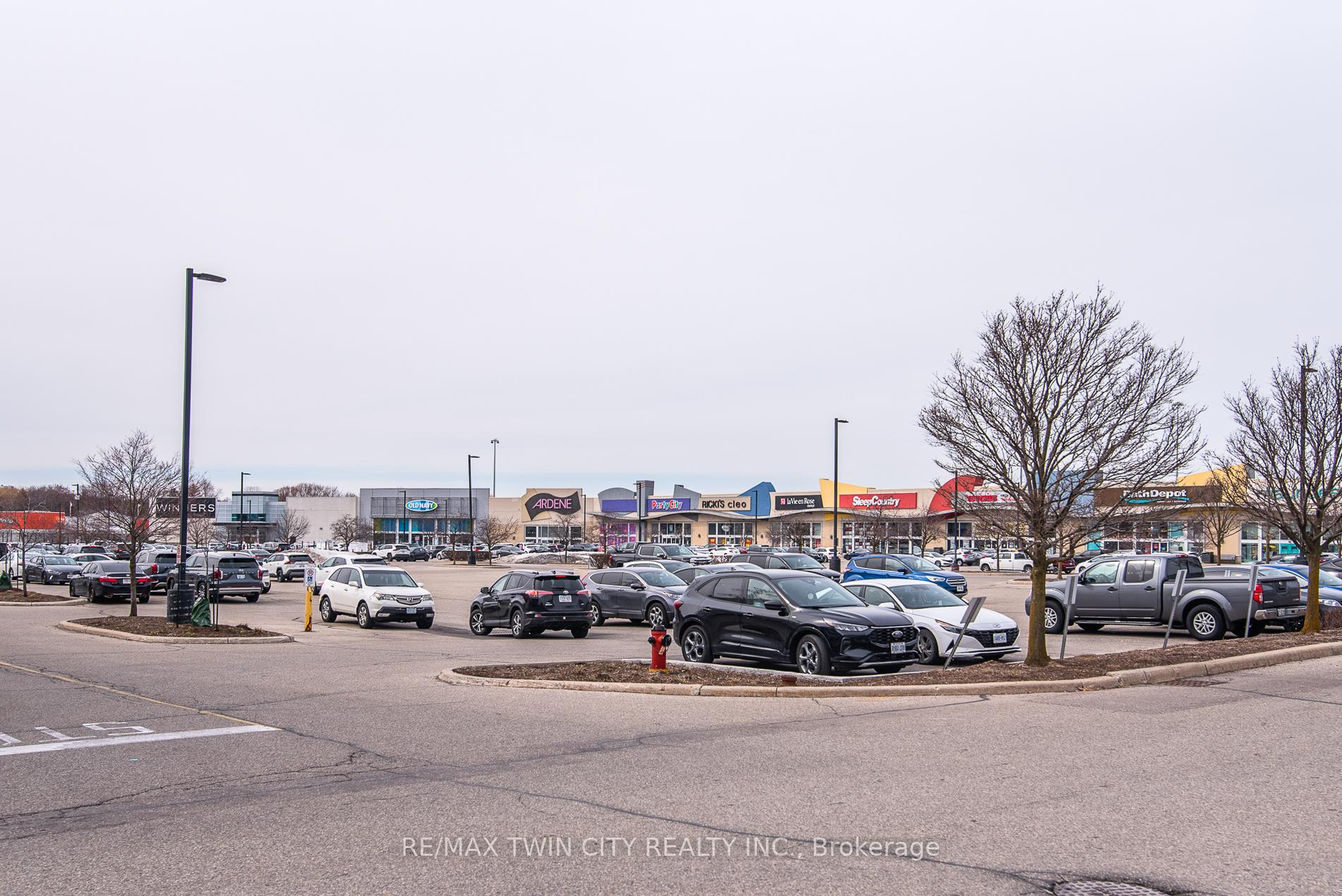 Photo 18 of 1471 Ottawa Street S, Kitchener — HOMEH