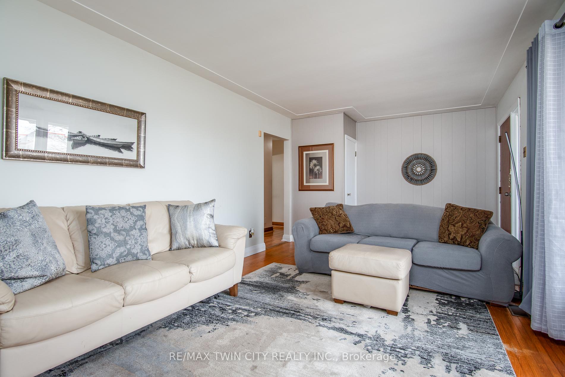 Photo 21 of 1471 Ottawa Street S, Kitchener — HOMEH