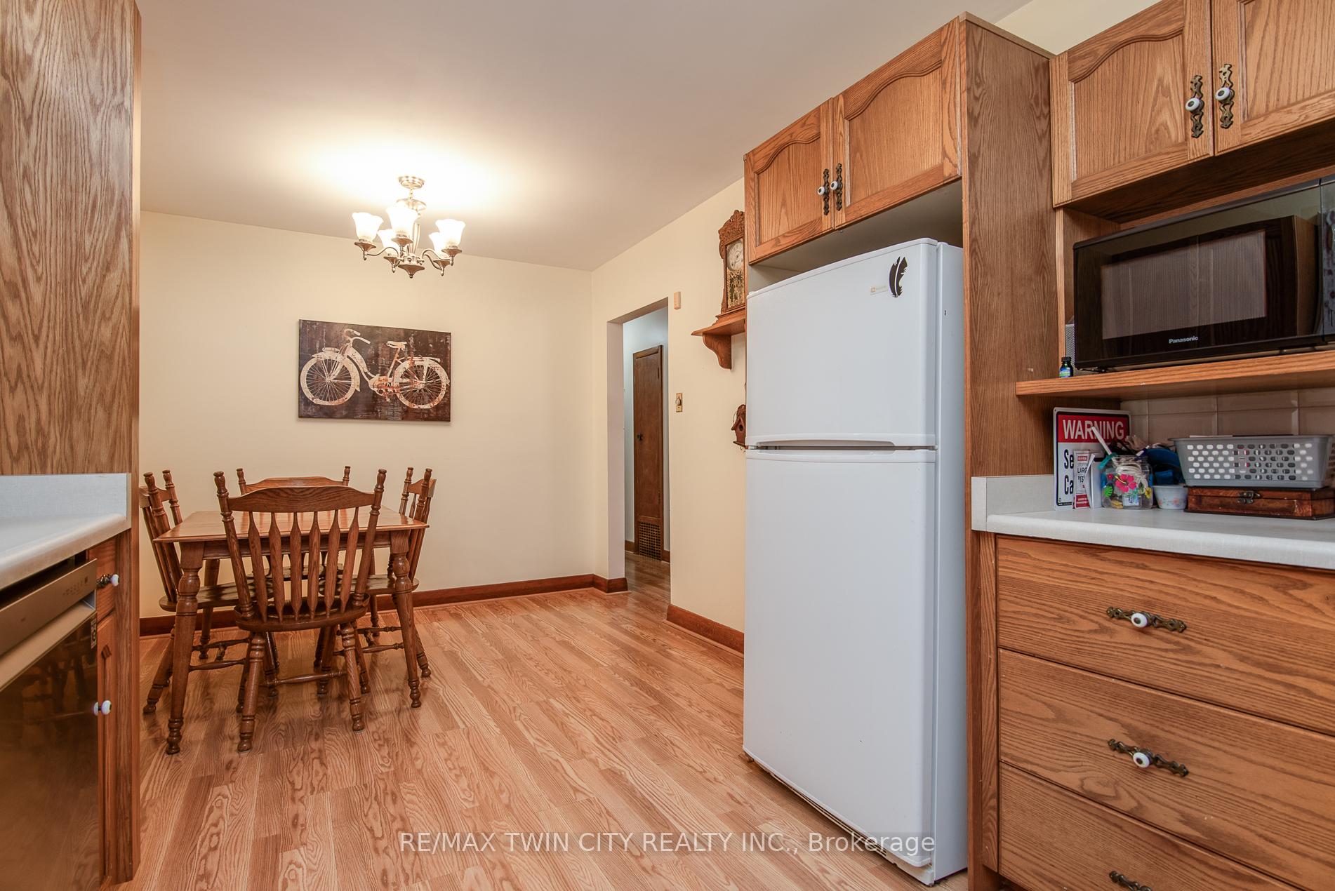 Photo 30 of 1471 Ottawa Street S, Kitchener — HOMEH