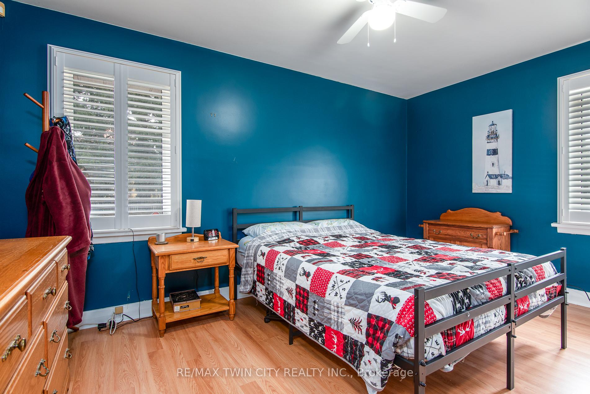 Photo 33 of 1471 Ottawa Street S, Kitchener — HOMEH