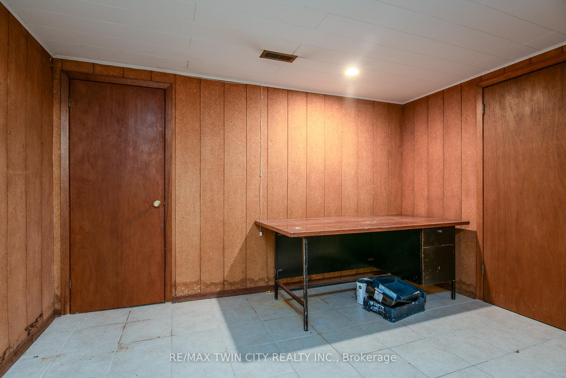 Photo 44 of 1471 Ottawa Street S, Kitchener — HOMEH