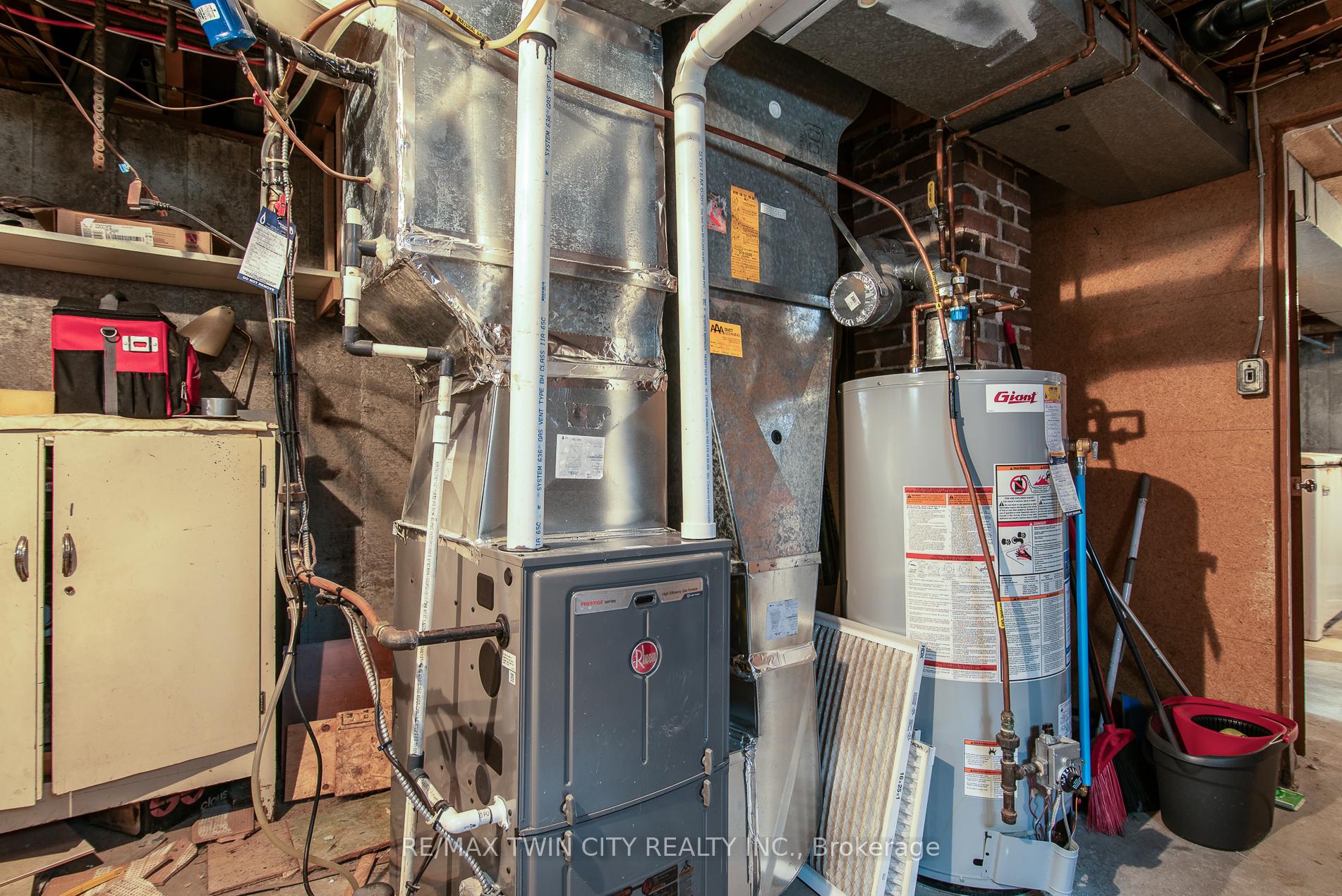 Photo 47 of 1471 Ottawa Street S, Kitchener — HOMEH