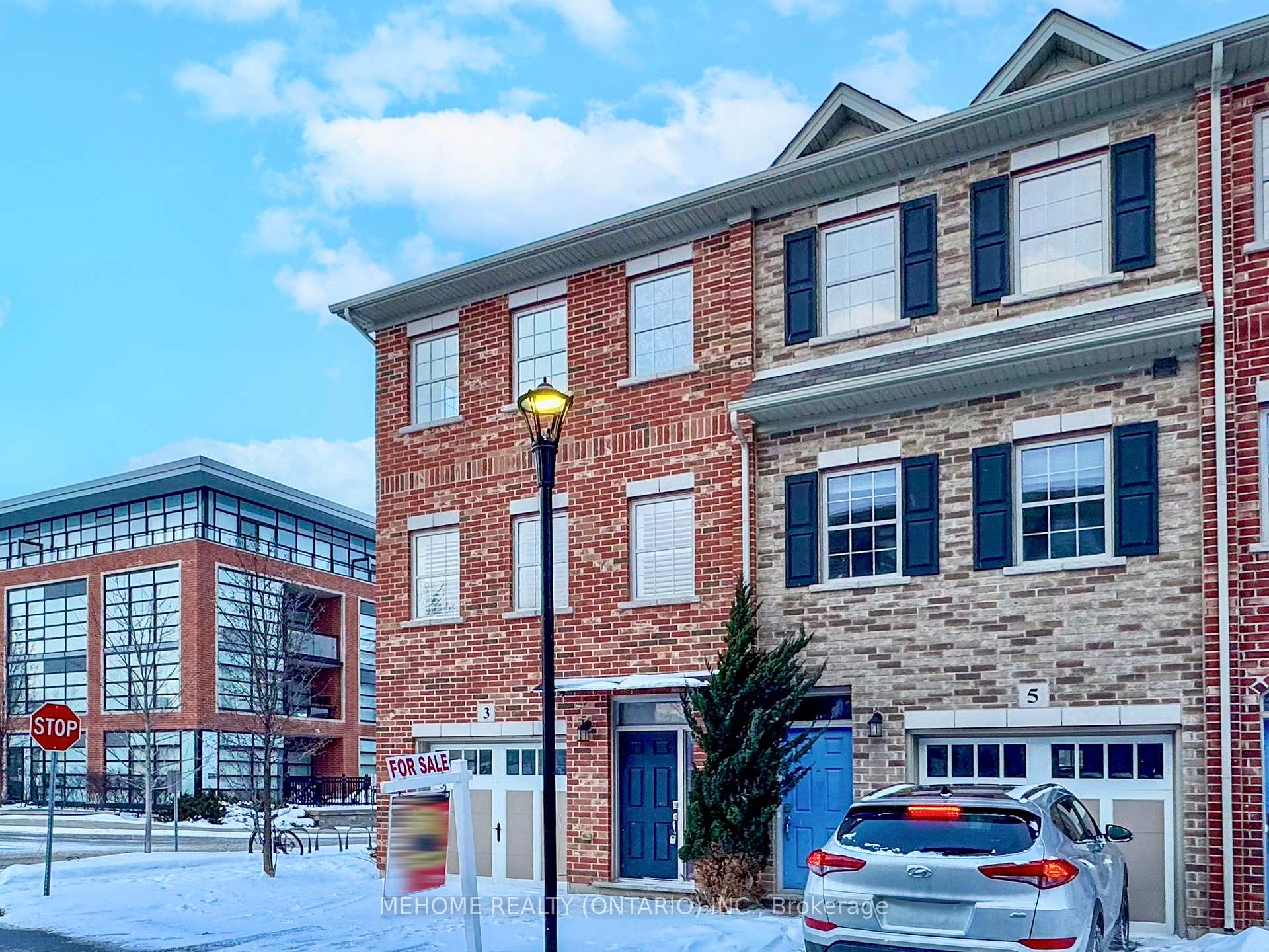 Front of 3 Hyde Park Mews