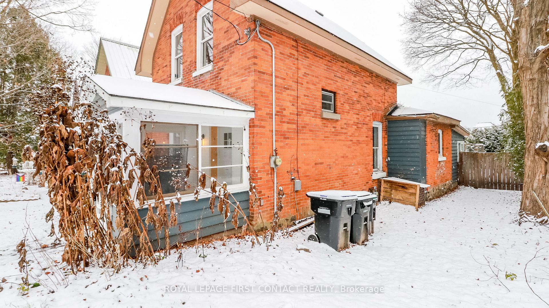 Photo 2 of 301 Fourth Street, Midland — HOMEH