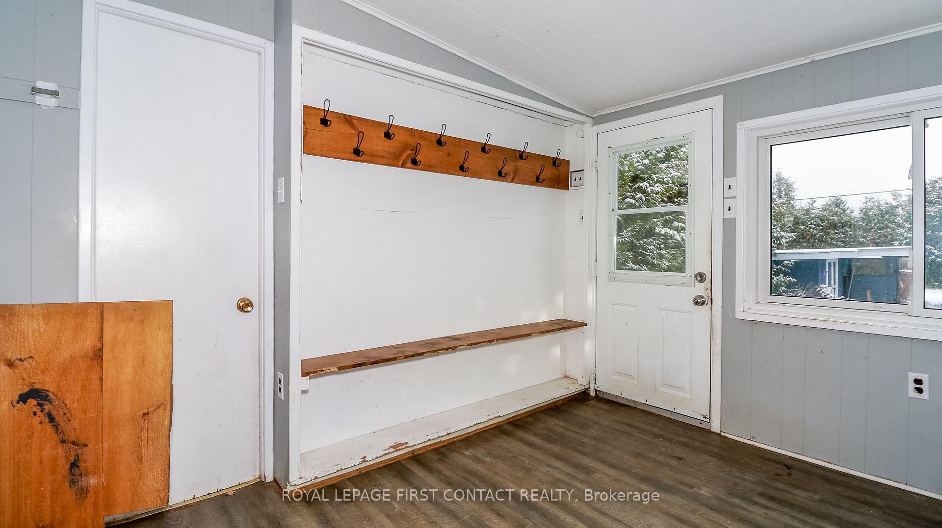 Photo 16 of 301 Fourth Street, Midland — HOMEH