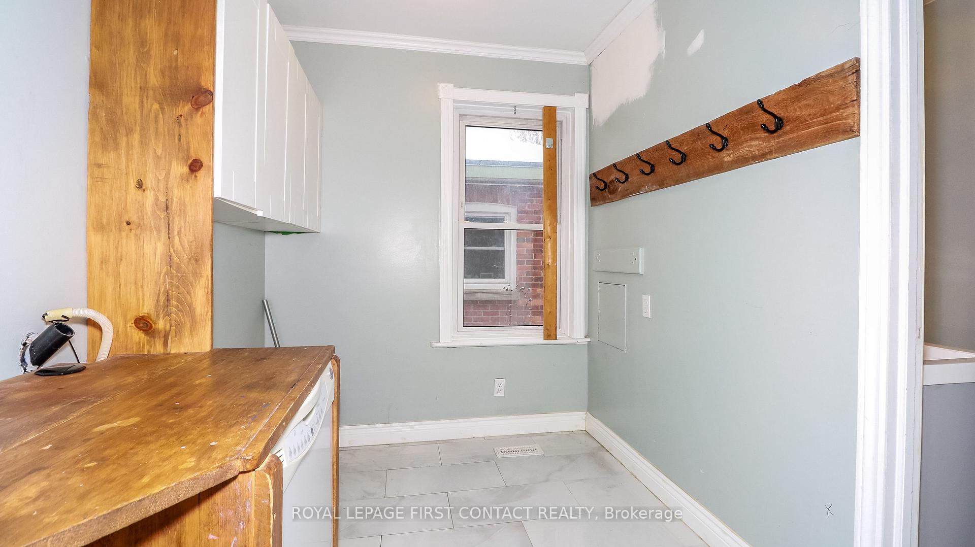 Photo 17 of 301 Fourth Street, Midland — HOMEH