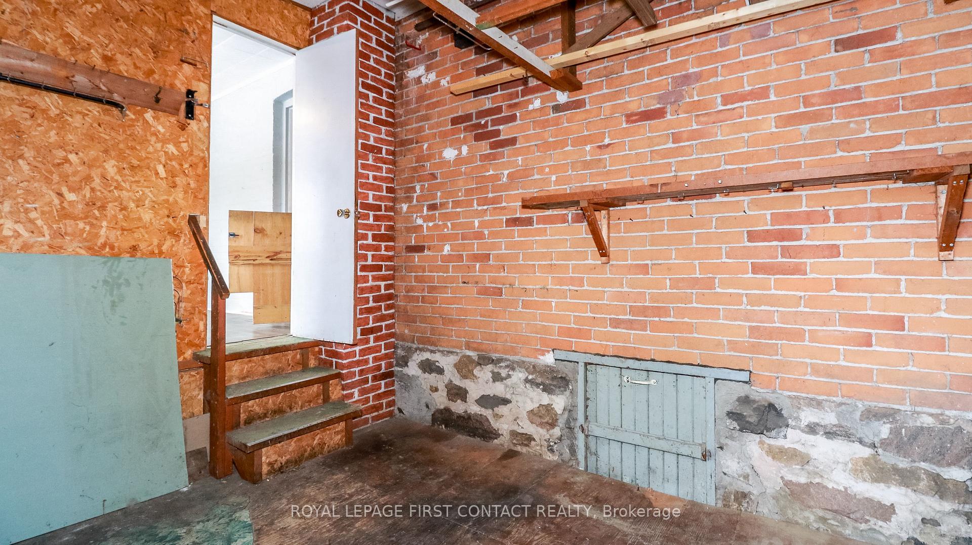Photo 22 of 301 Fourth Street, Midland — HOMEH