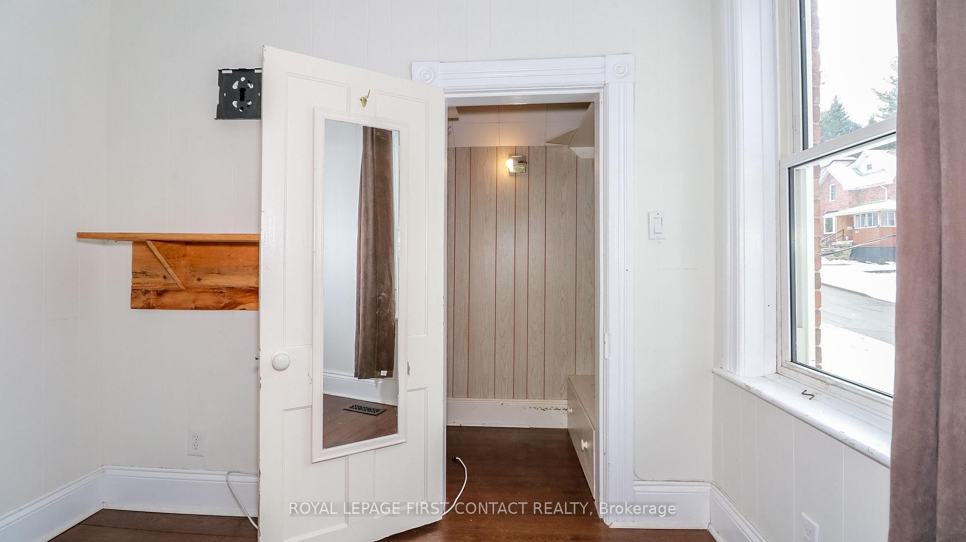 Photo 27 of 301 Fourth Street, Midland — HOMEH