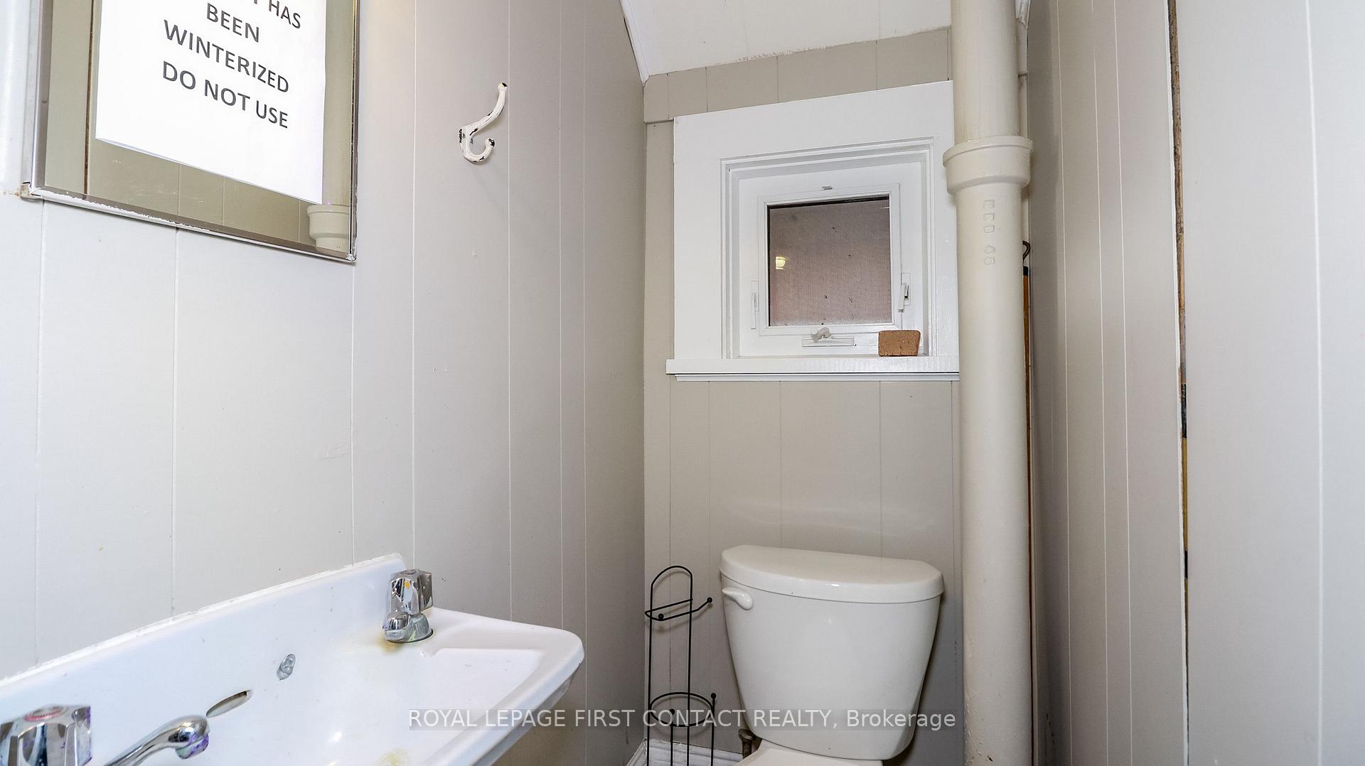 Photo 32 of 301 Fourth Street, Midland — HOMEH