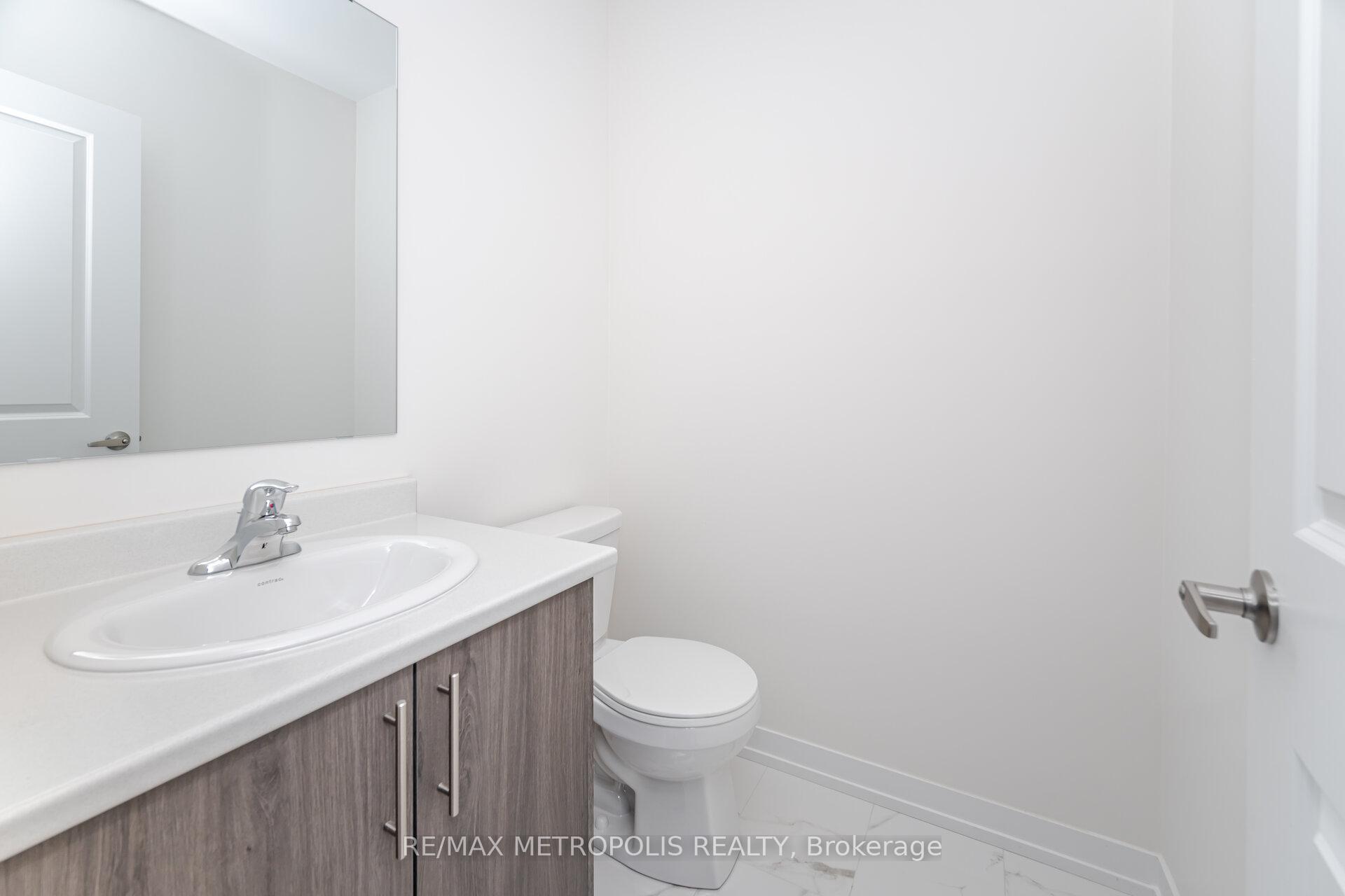 Photo 27 of 1460 Rose Way, Milton, Cobban — HOMEH