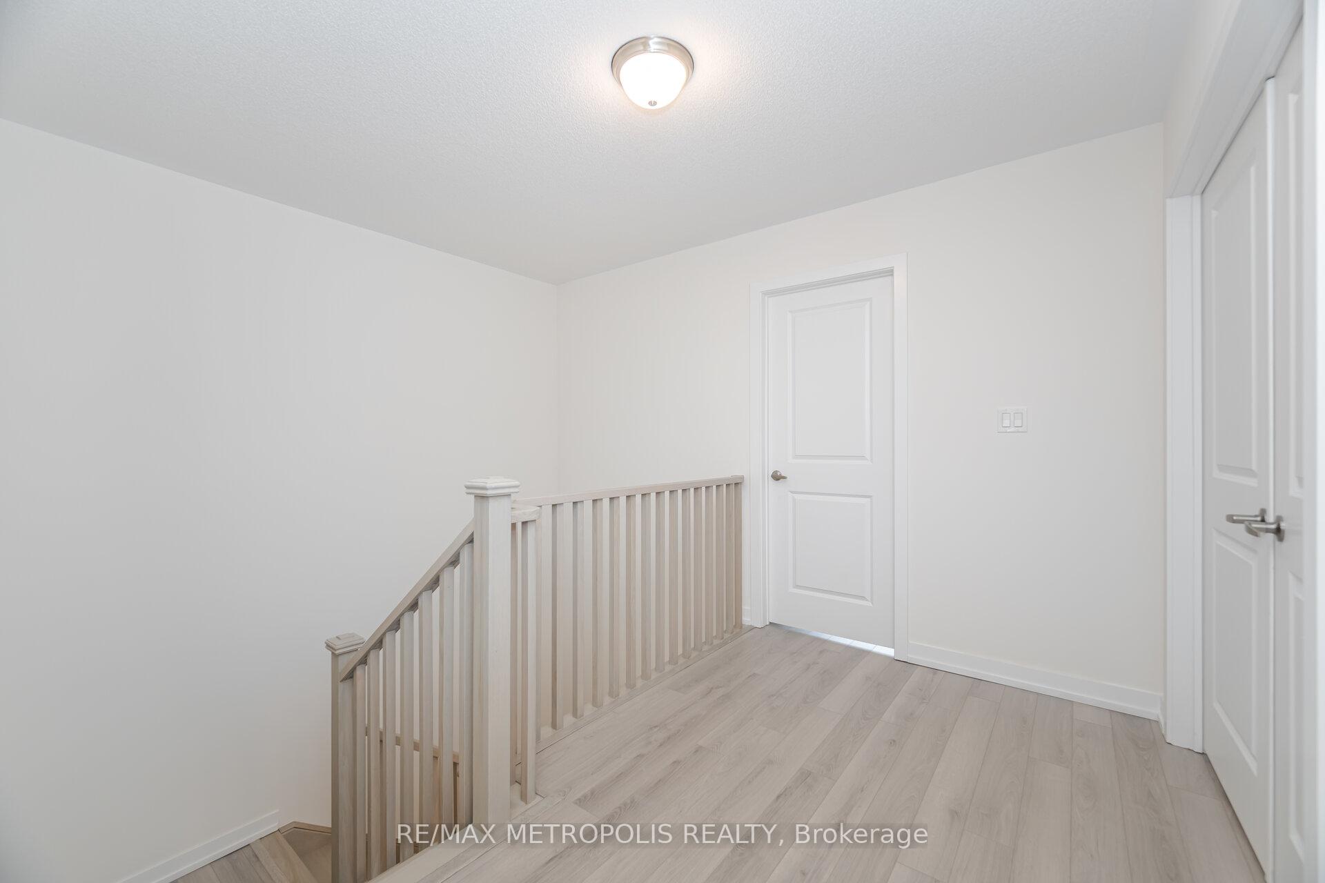 Photo 29 of 1460 Rose Way, Milton, Cobban — HOMEH