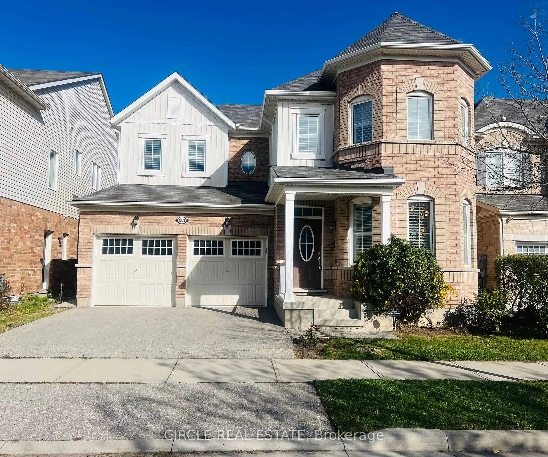 Front of 1368 Connaught Terrace