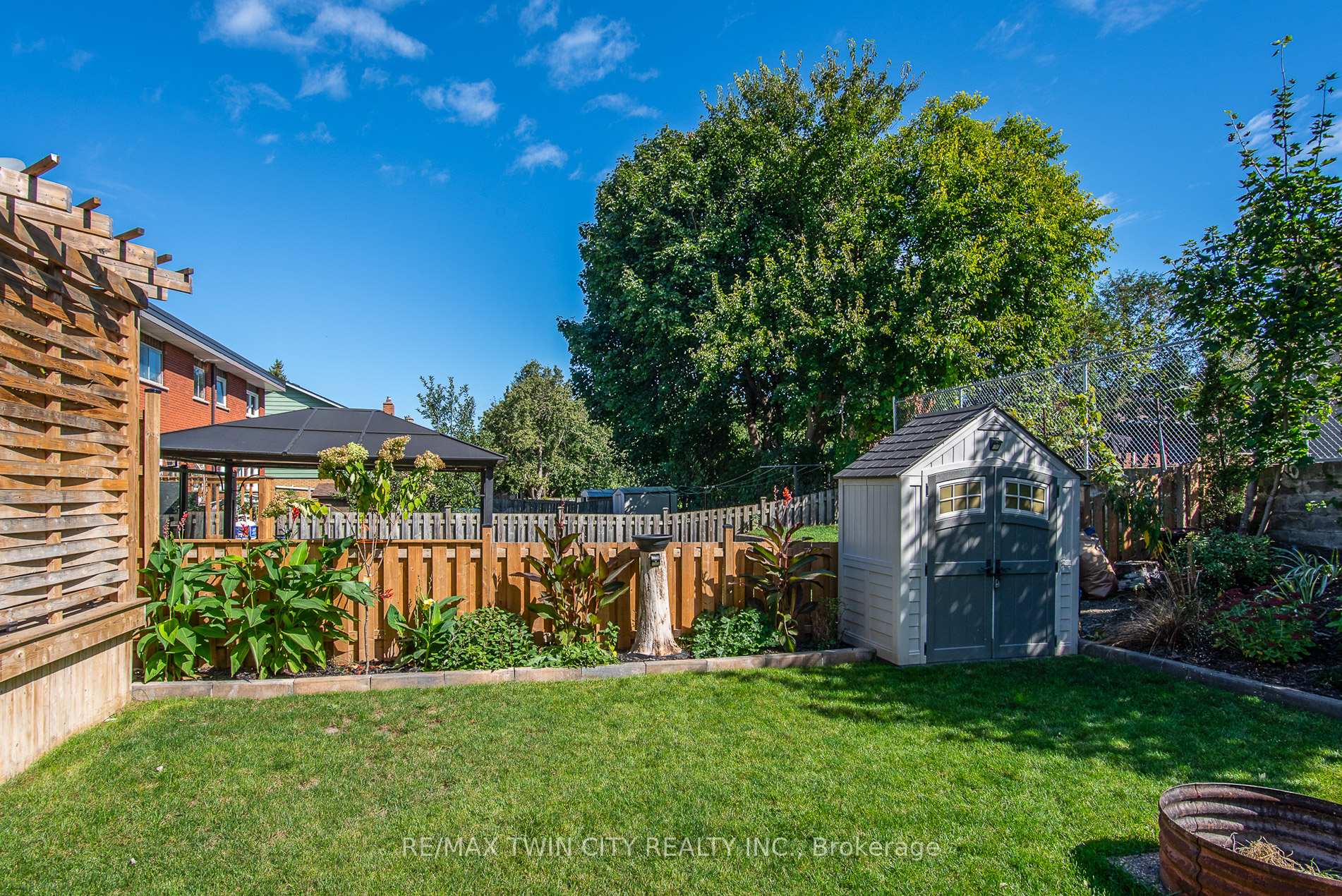 Photo 9 of 131 Kraft Avenue, Kitchener — HOMEH