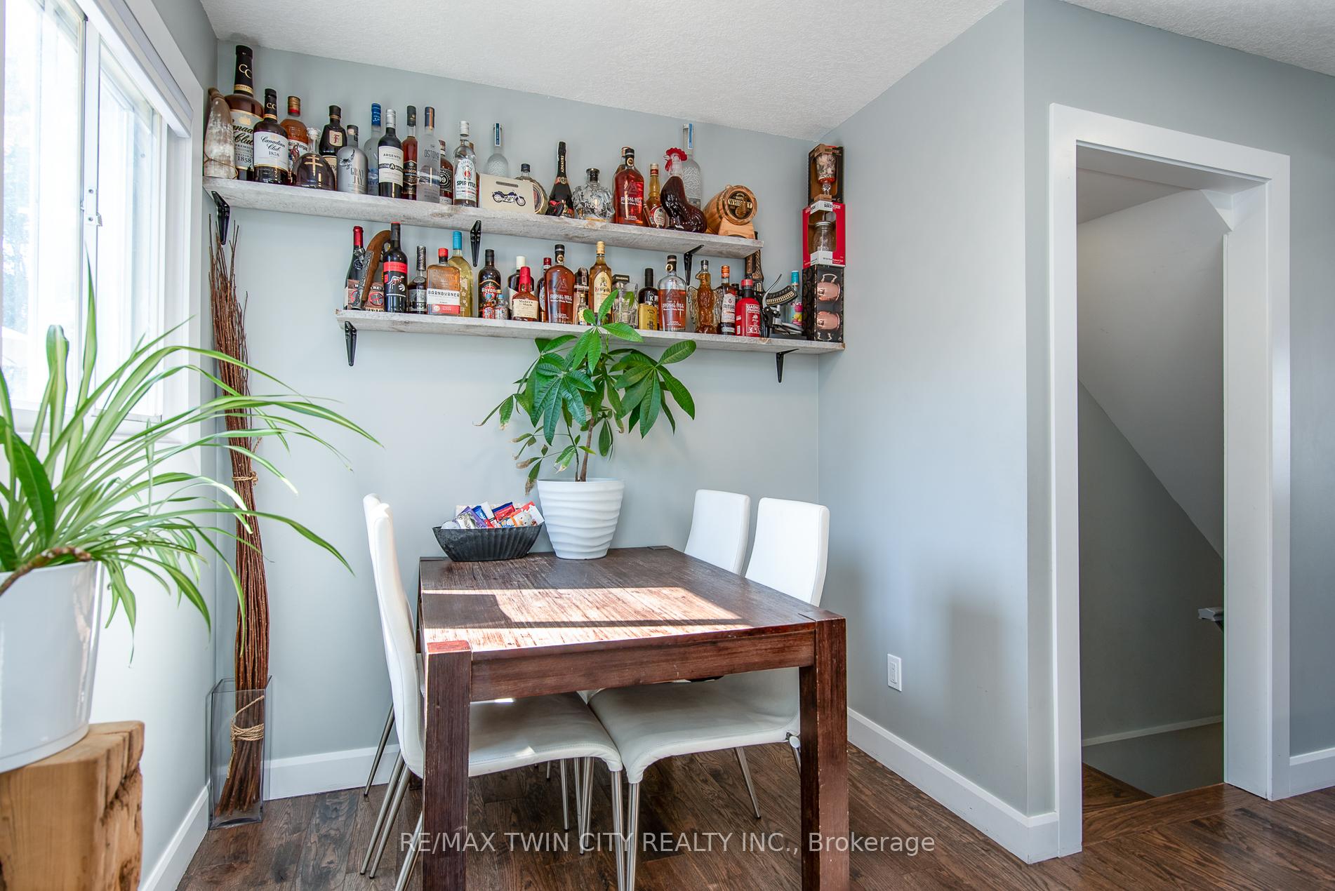 Photo 32 of 131 Kraft Avenue, Kitchener — HOMEH
