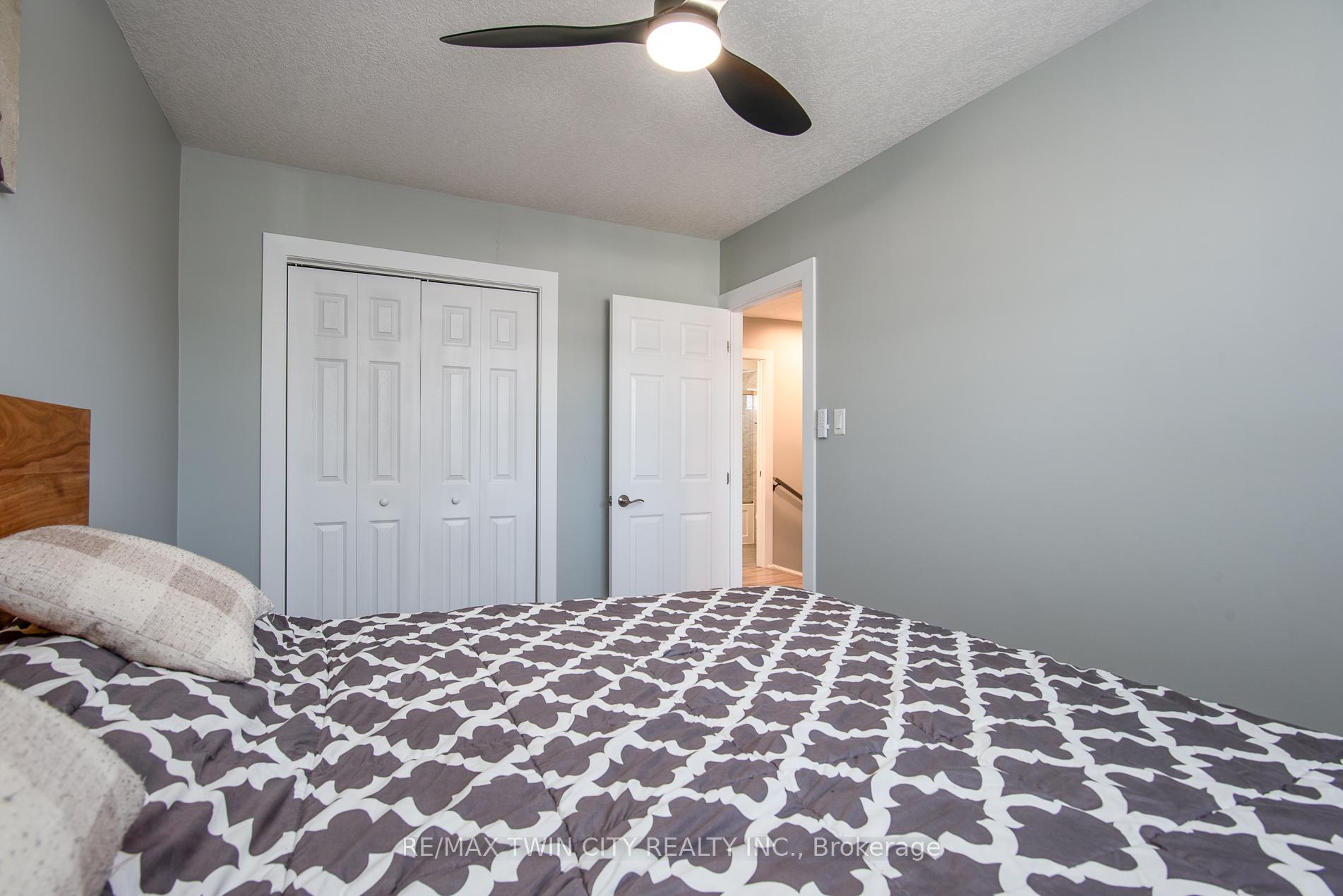Photo 34 of 131 Kraft Avenue, Kitchener — HOMEH
