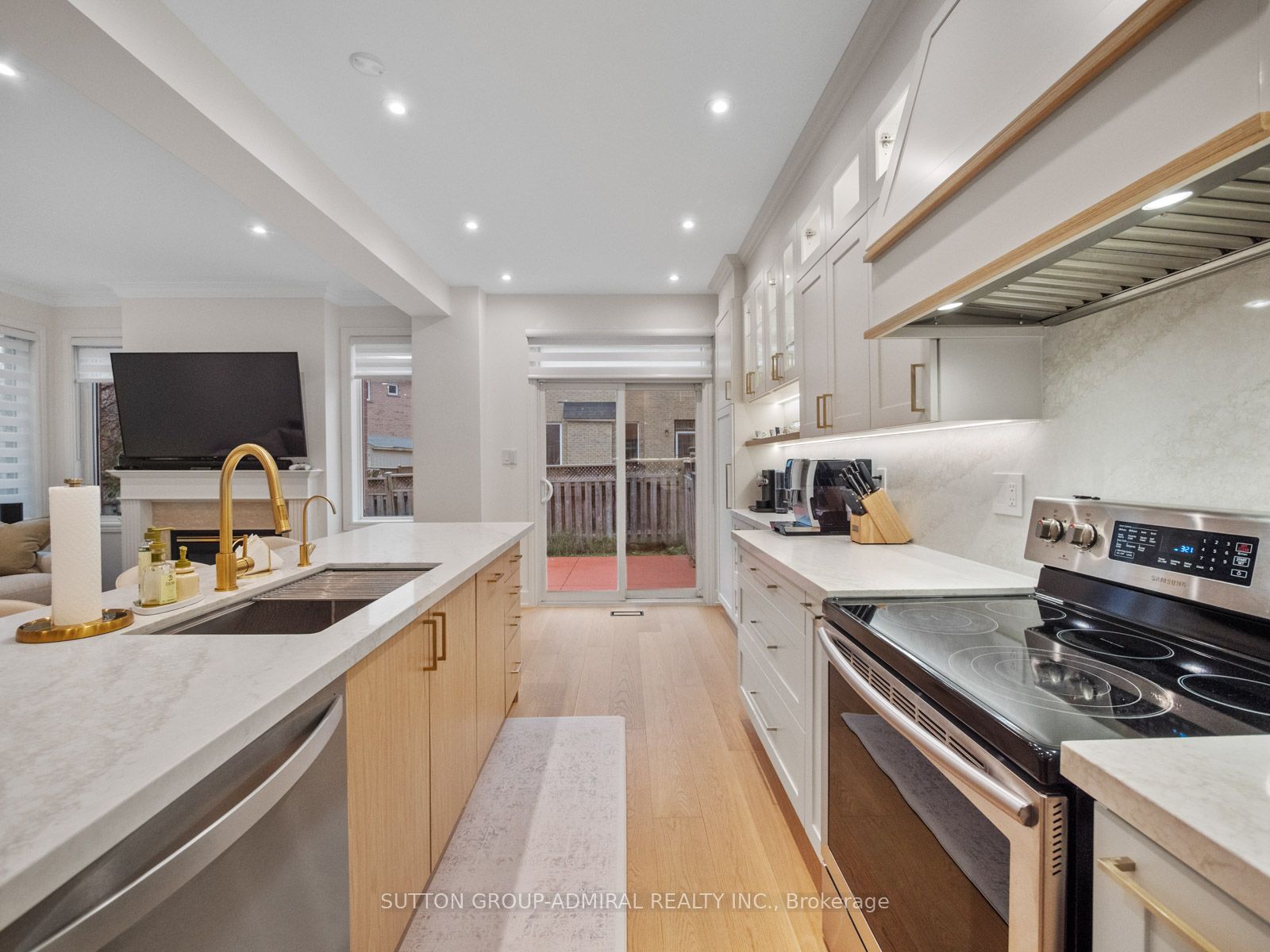 Photo 59 of 117 Wildberry Crescent, Vaughan, Vellore Village — HOMEH
