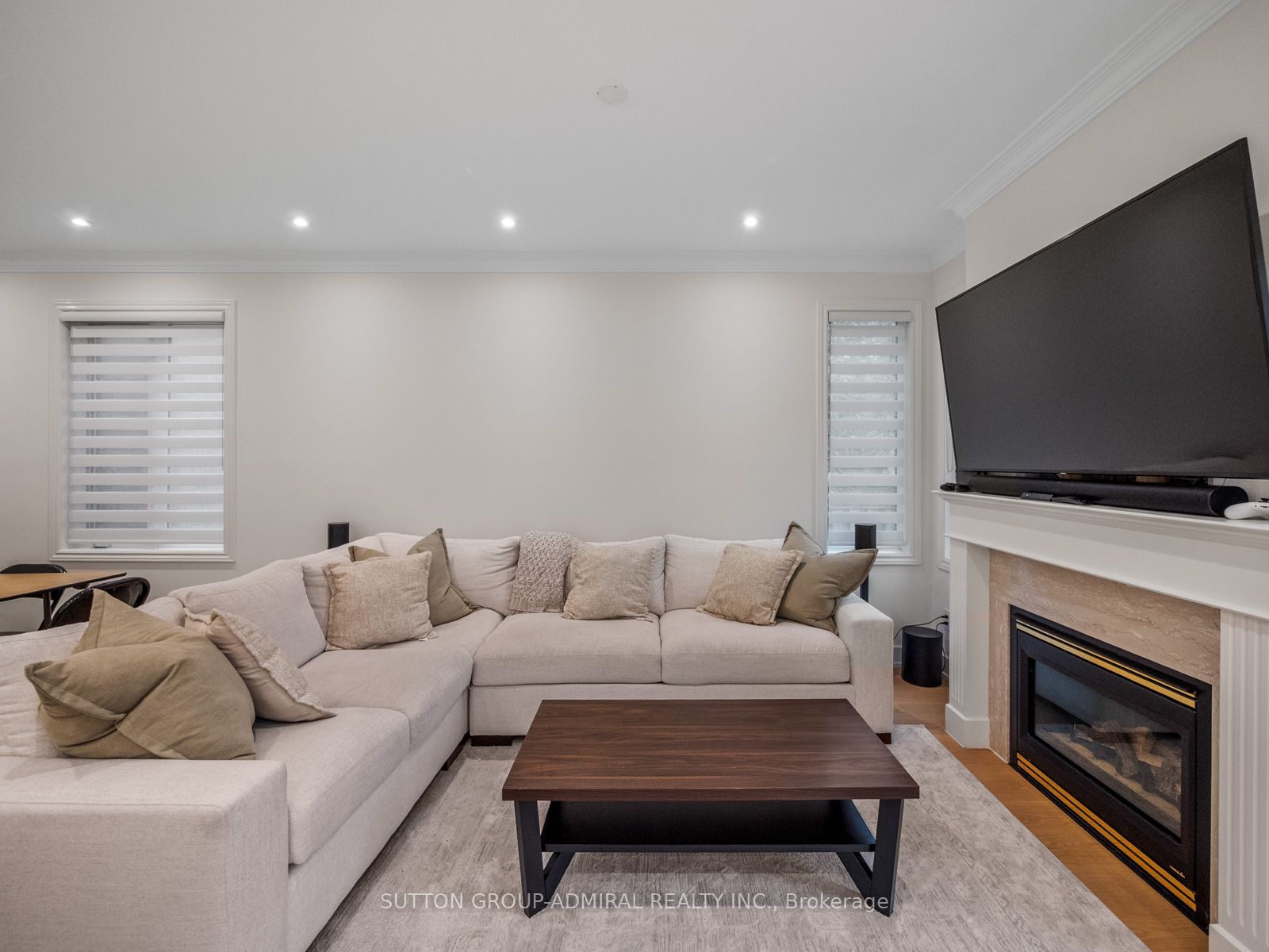 Photo 60 of 117 Wildberry Crescent, Vaughan, Vellore Village — HOMEH