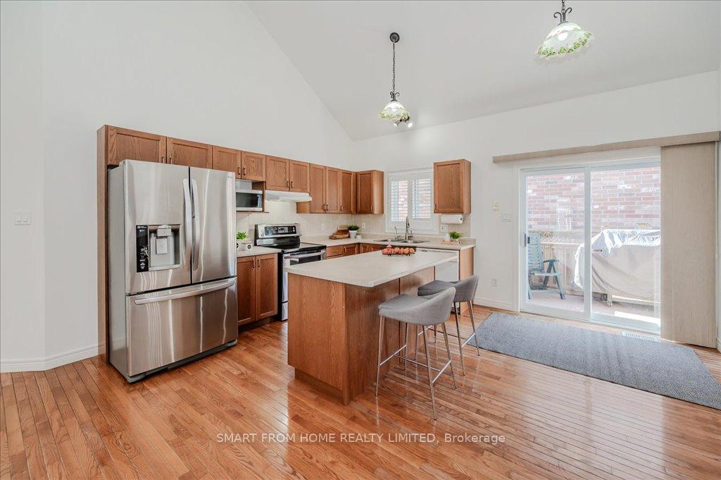 Photo 12 of 53 Apple Ridge Drive, Kitchener, Doon South — HOMEH