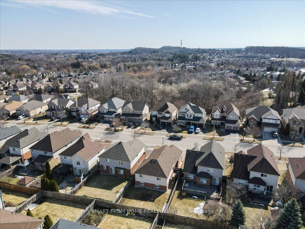 Photo 36 of 53 Apple Ridge Drive, Kitchener, Doon South — HOMEH