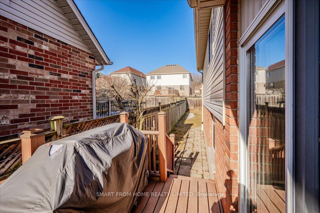 Photo 38 of 53 Apple Ridge Drive, Kitchener, Doon South — HOMEH