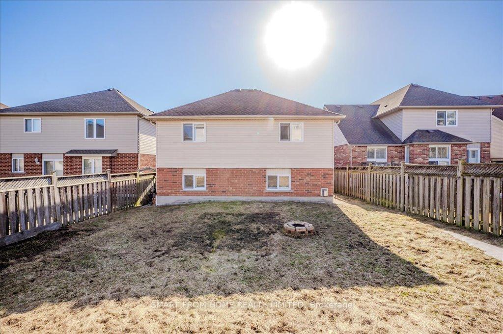 Photo 42 of 53 Apple Ridge Drive, Kitchener, Doon South — HOMEH