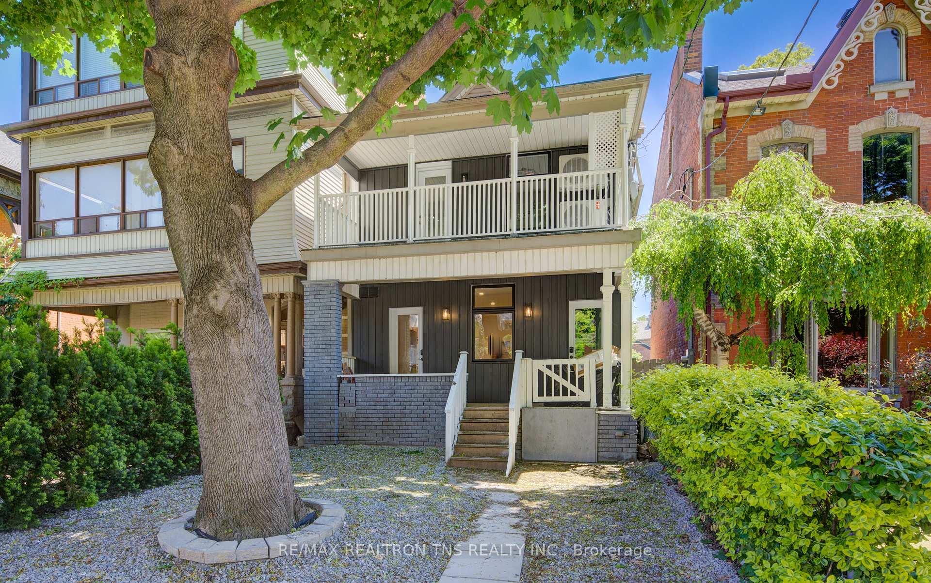 Photo 1 of Unit 2, 43 West Avenue S, Hamilton, Stinson — HOMEH