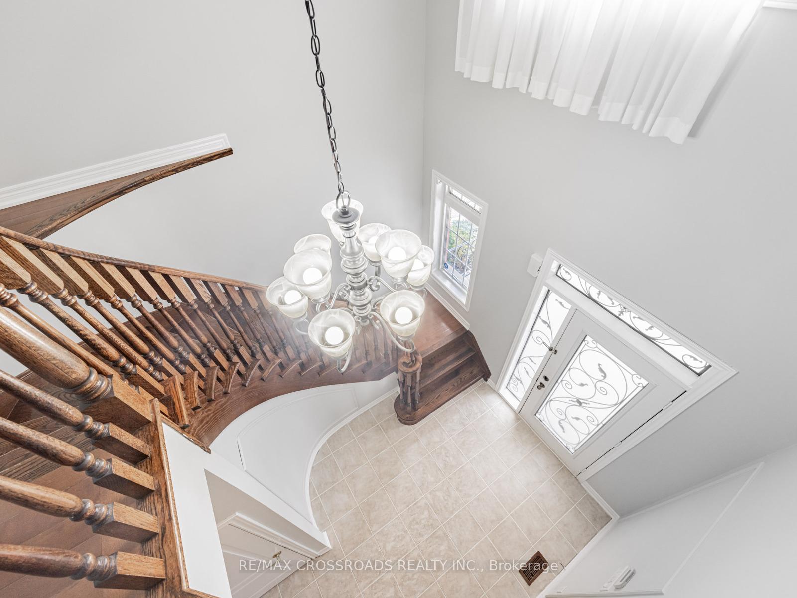 Photo 18 of 90 Reginald Lamb Crescent, Markham, Box Grove — HOMEH
