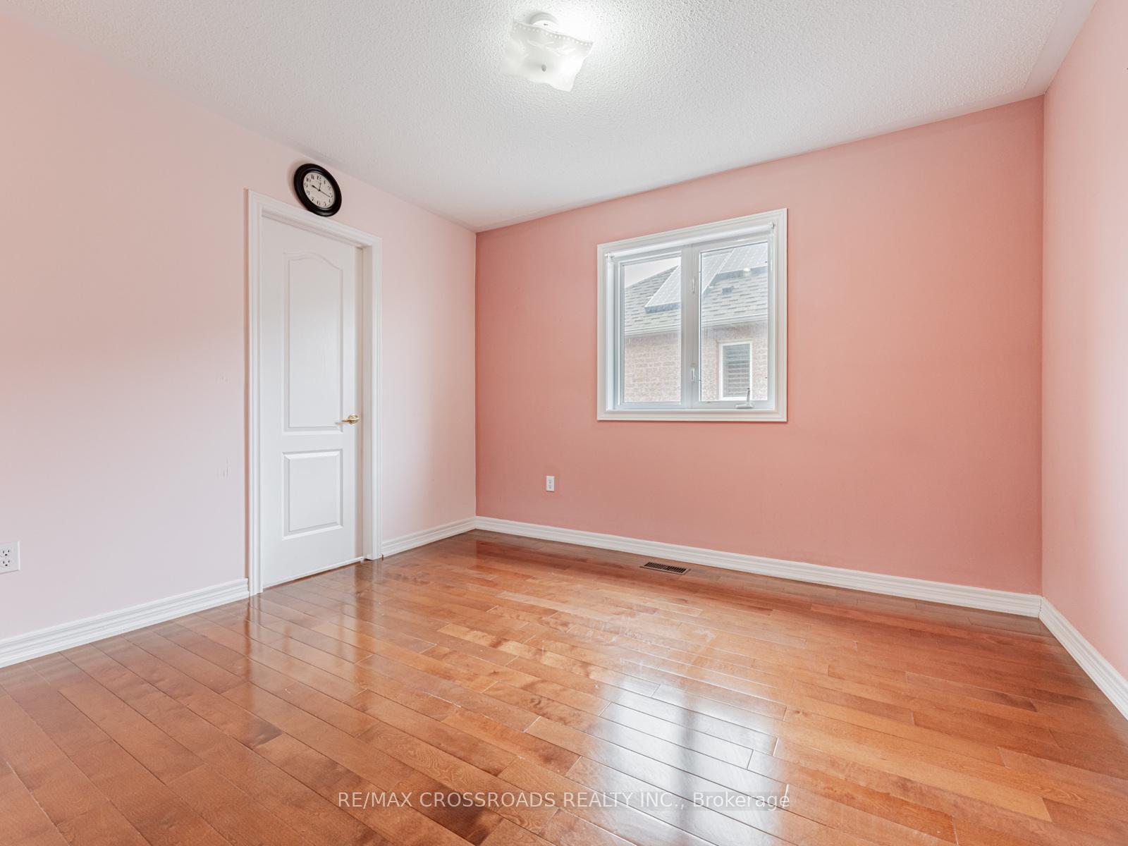 Photo 21 of 90 Reginald Lamb Crescent, Markham, Box Grove — HOMEH