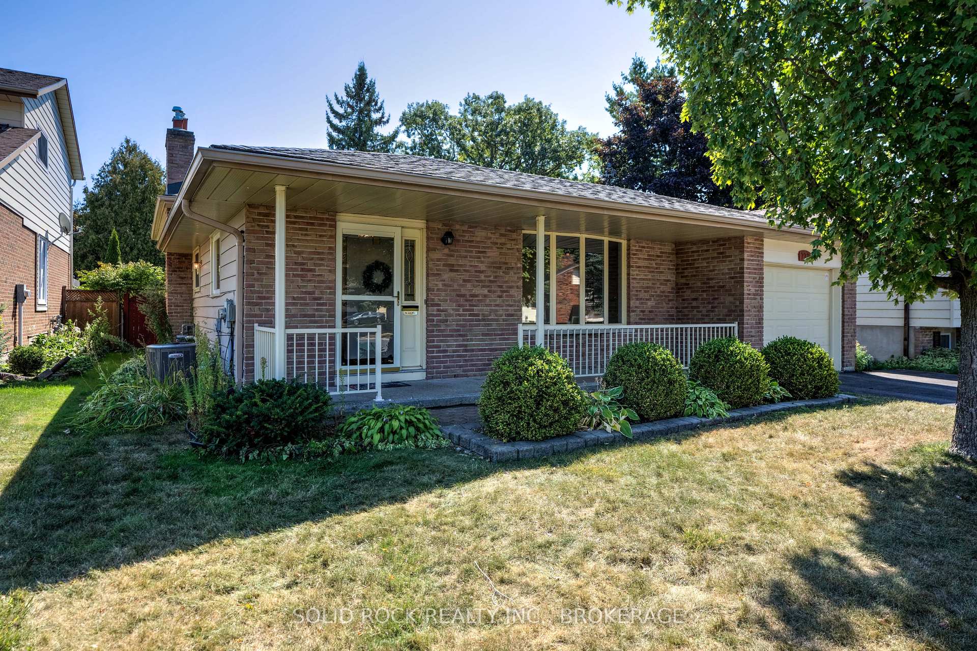 Photo 3 of 773 Kimberley Street, Kingston, North of Taylor-Kidd Blvd — HOMEH