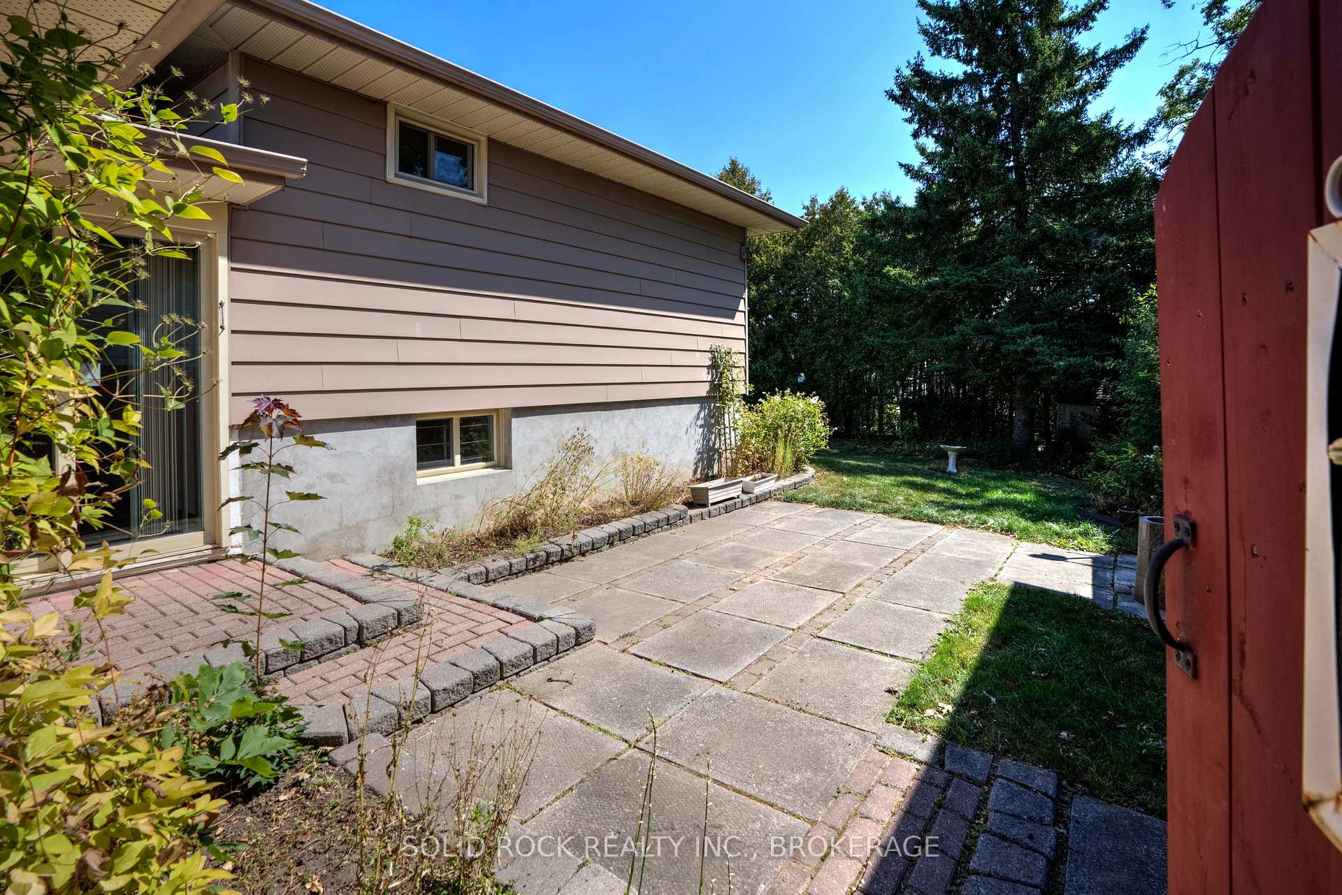Photo 4 of 773 Kimberley Street, Kingston, North of Taylor-Kidd Blvd — HOMEH