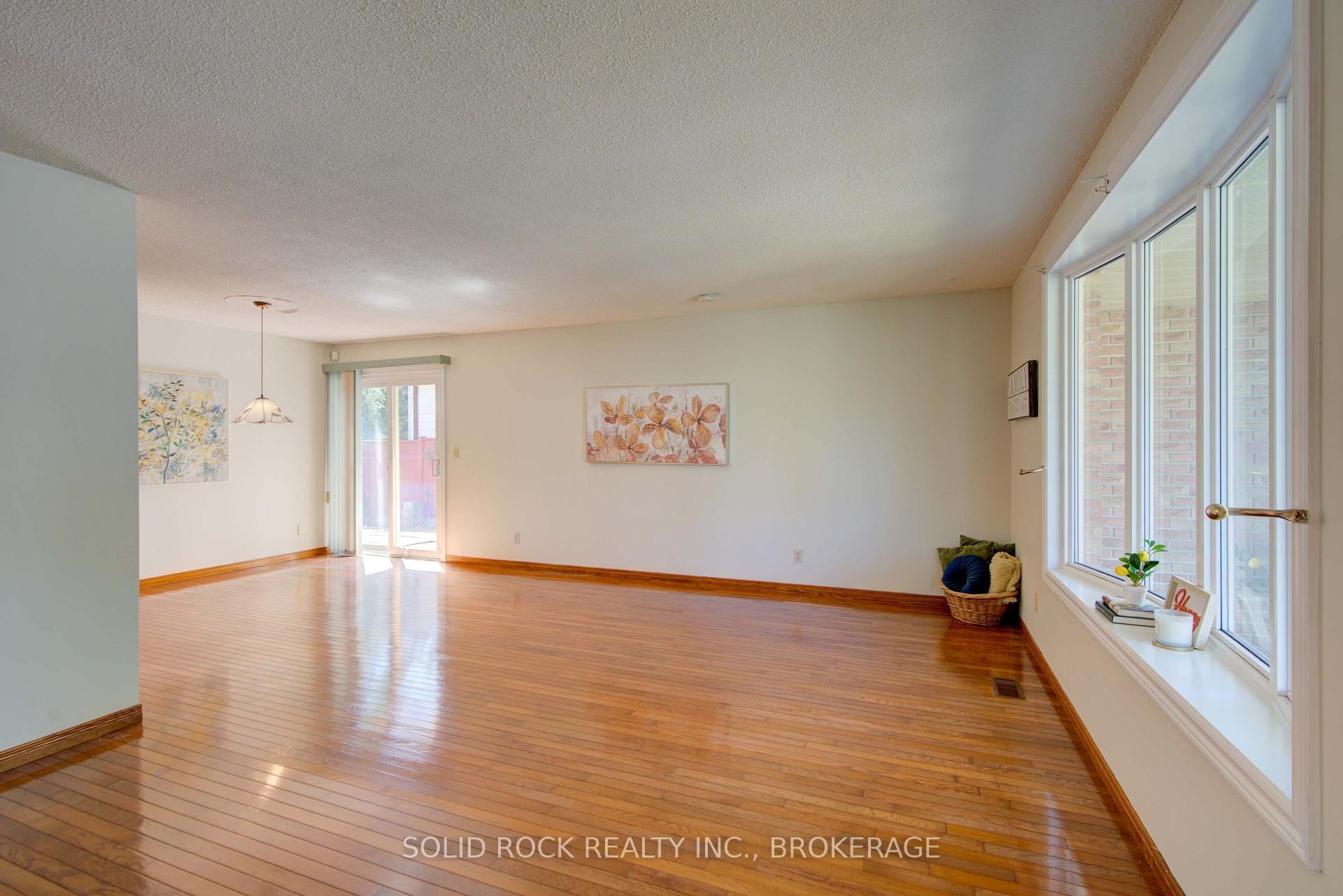 Photo 10 of 773 Kimberley Street, Kingston, North of Taylor-Kidd Blvd — HOMEH